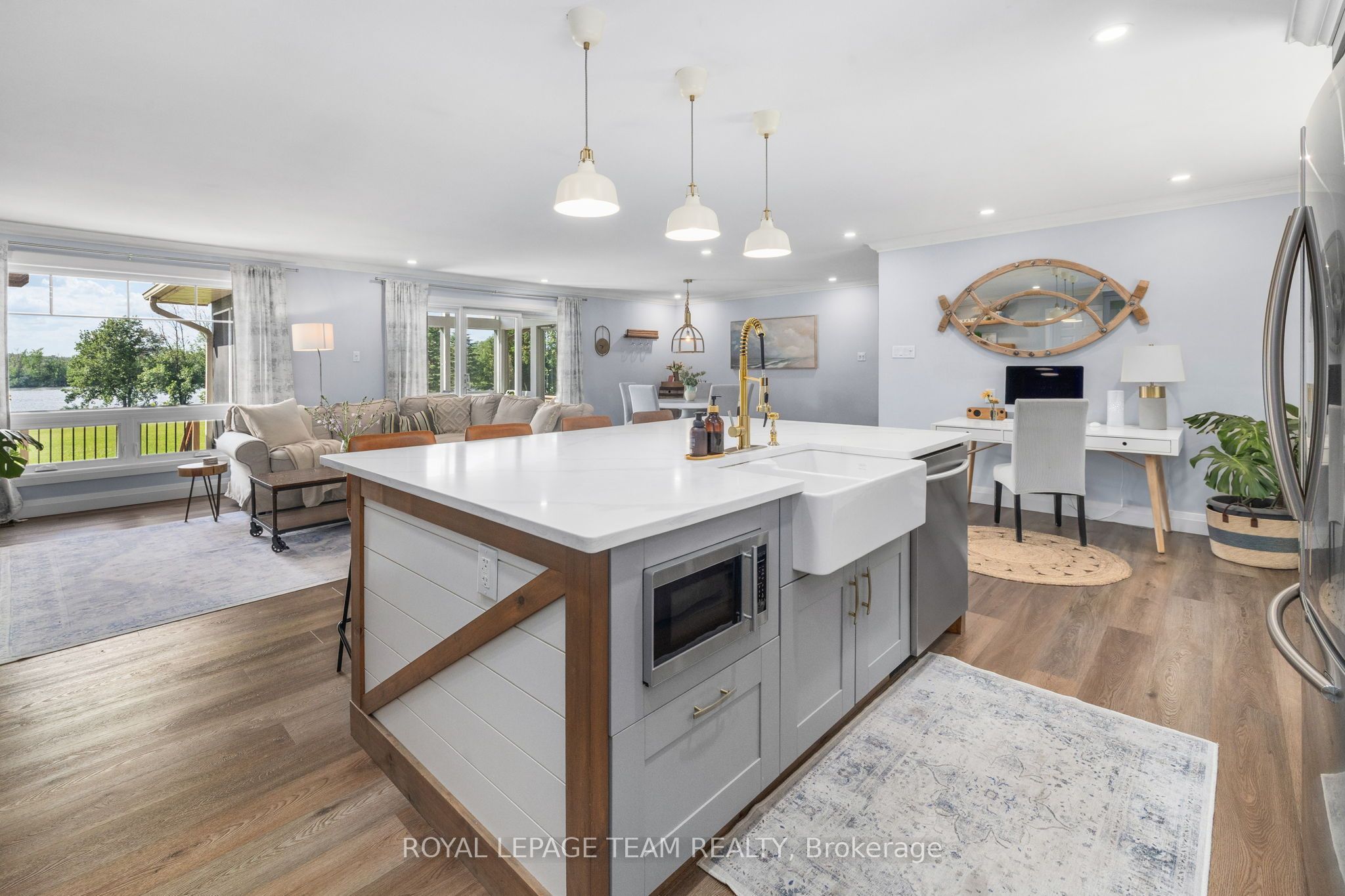 1683 River Road Property Photo 16