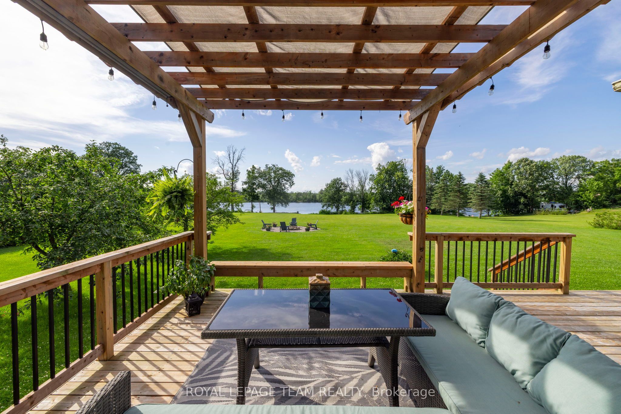 1683 River Road Property Photo 37