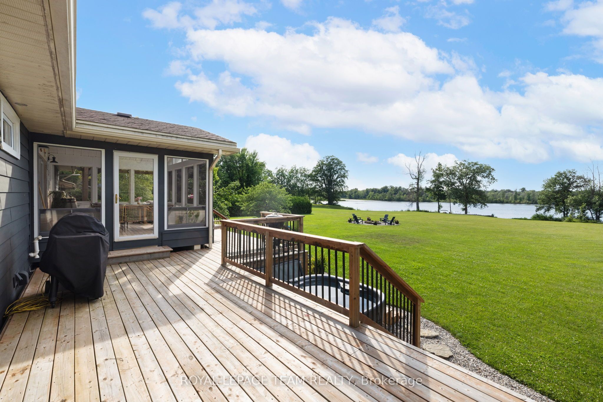 1683 River Road Property Photo 39
