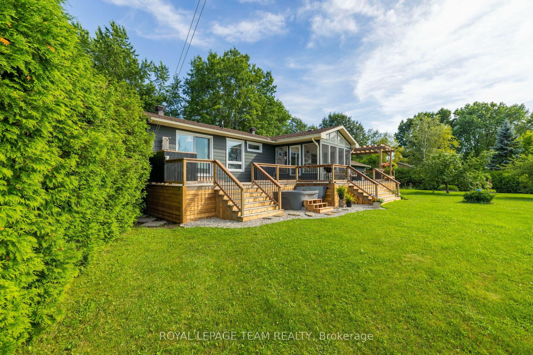 1683 River Road Property Photo 41