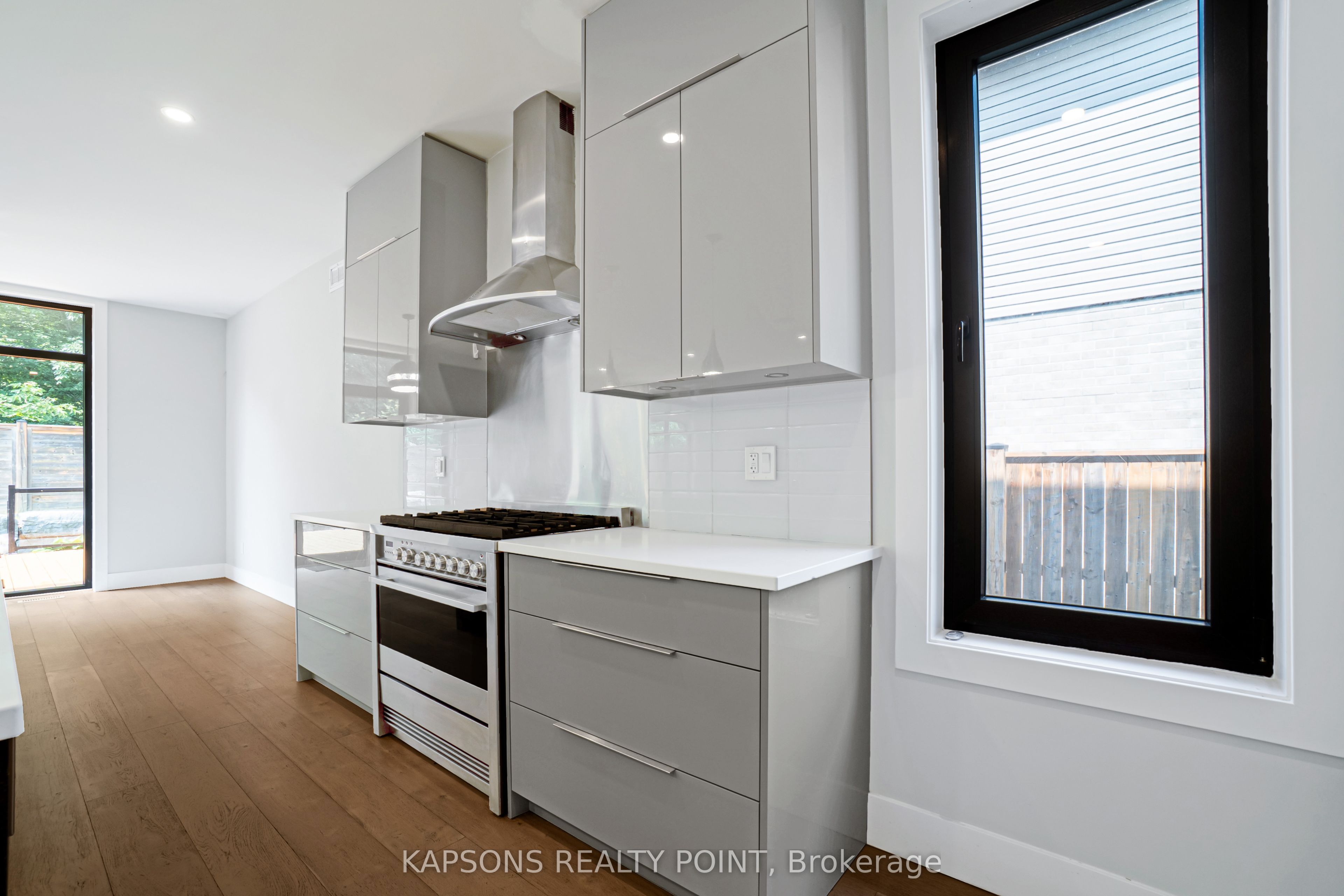 2368 Red Thorne Avenue Property Photo 13