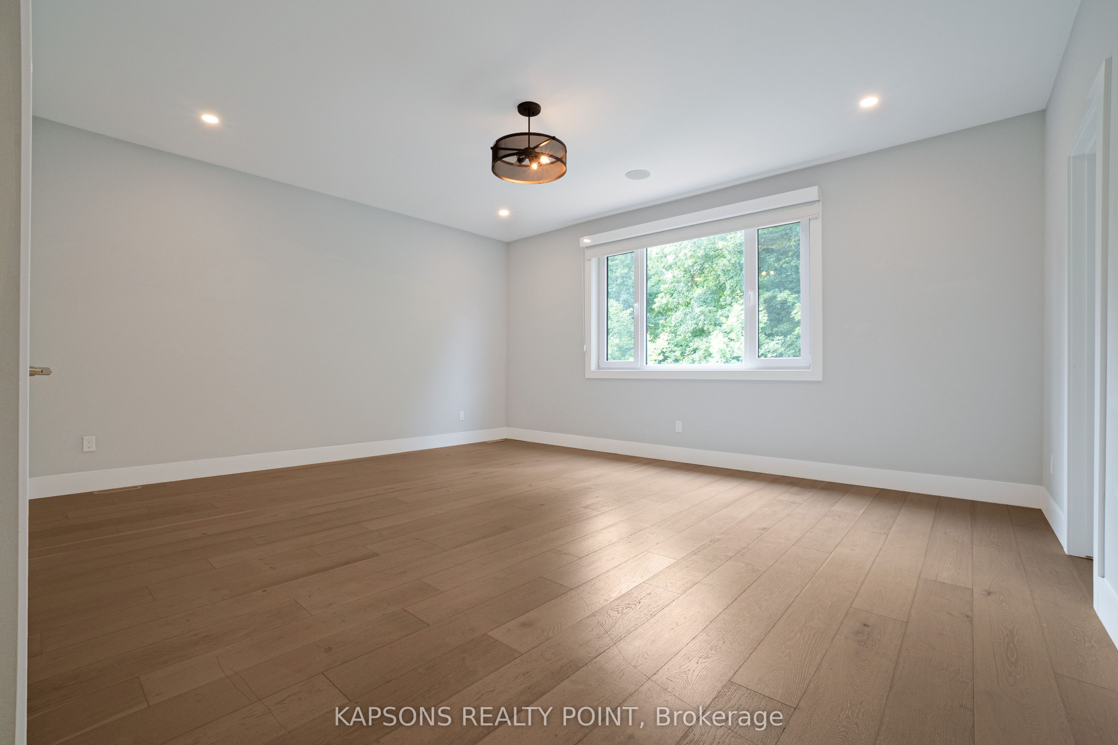 2368 Red Thorne Avenue Property Photo 21