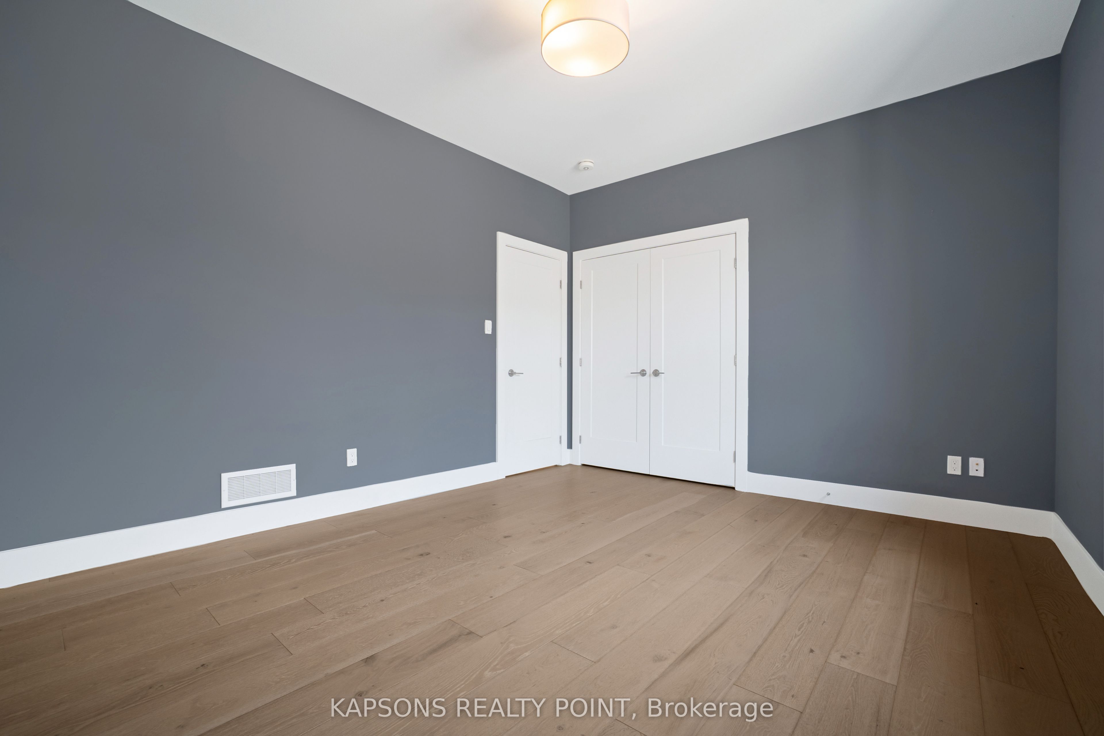 2368 Red Thorne Avenue Property Photo 28