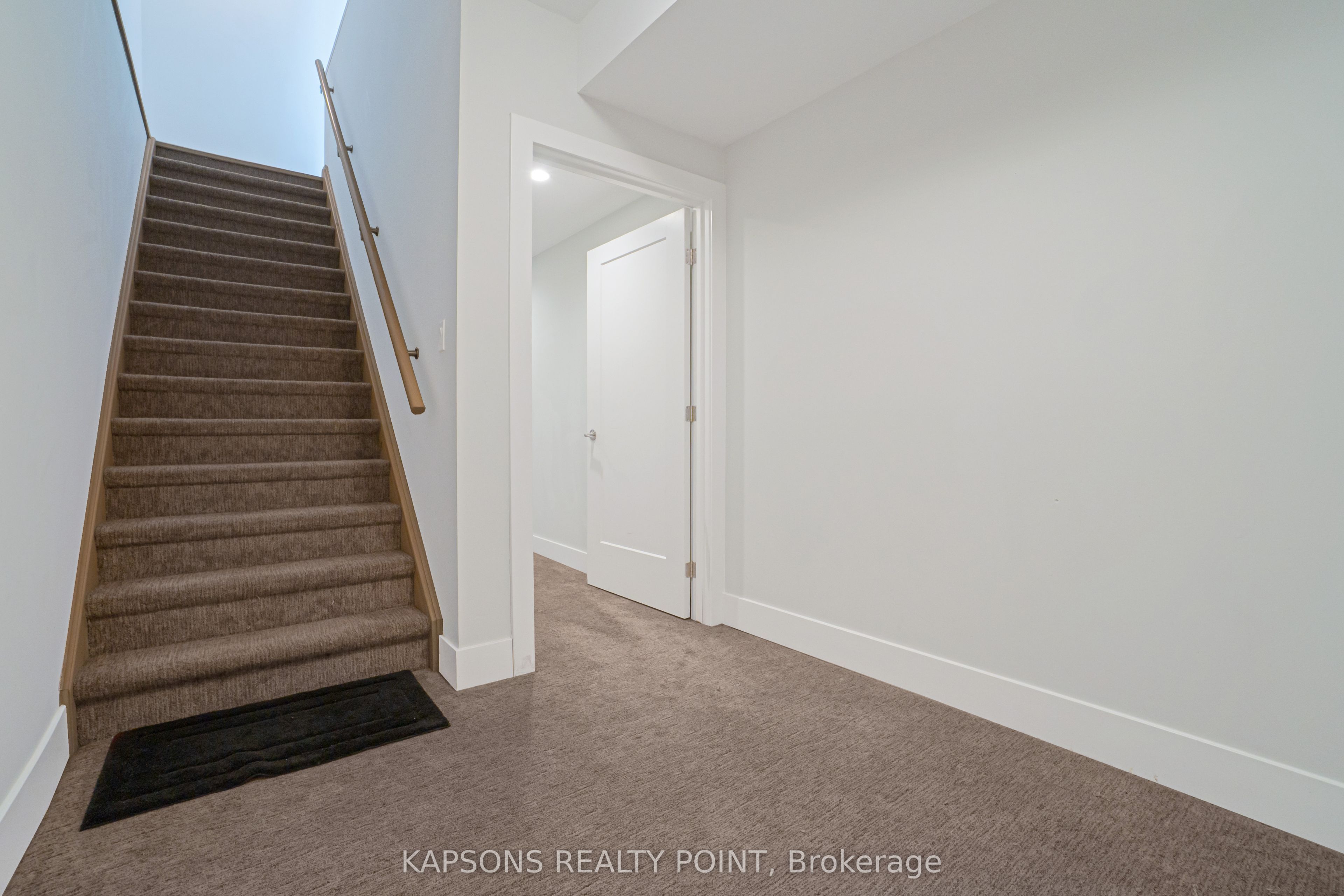 2368 Red Thorne Avenue Property Photo 32