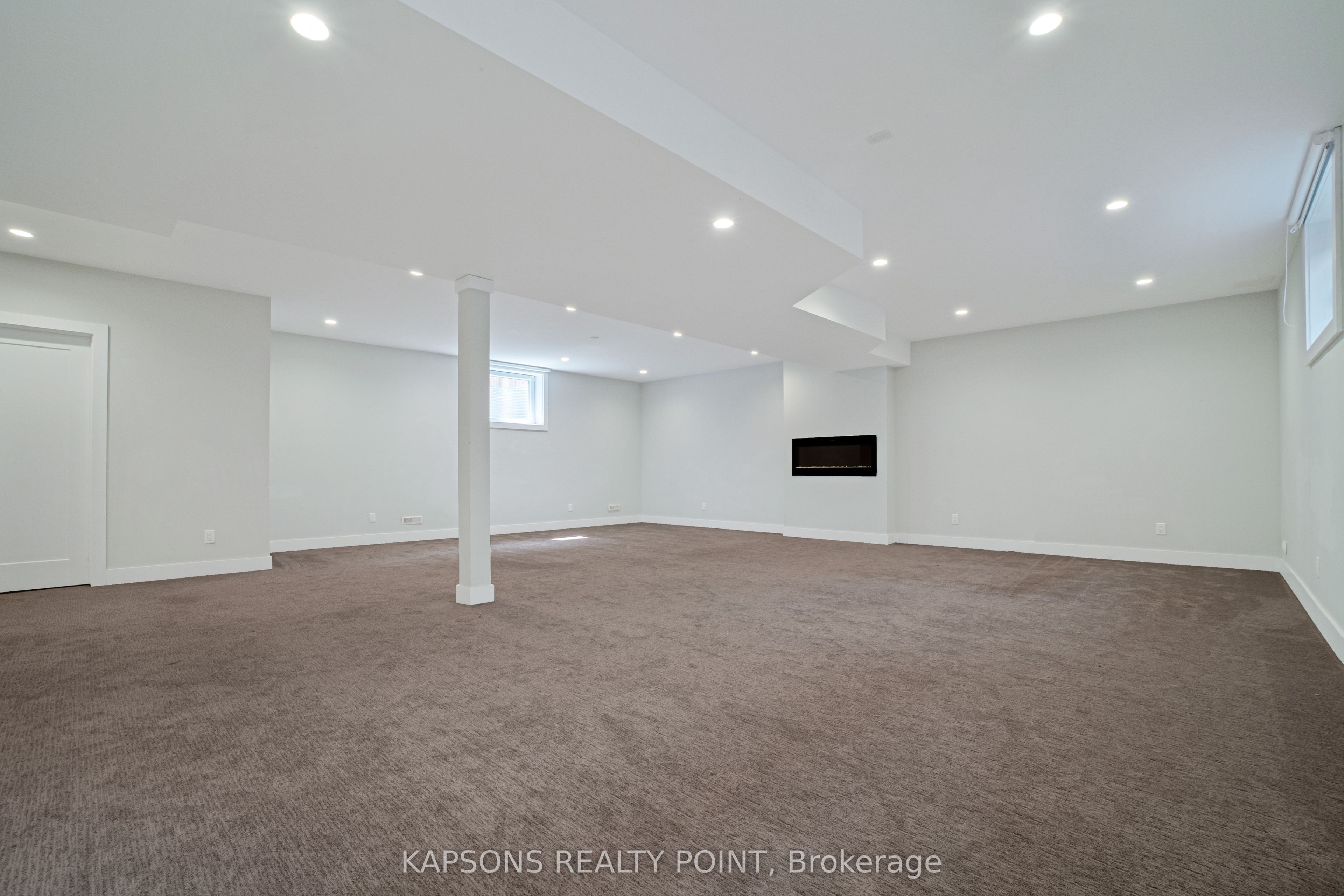 2368 Red Thorne Avenue Property Photo 34