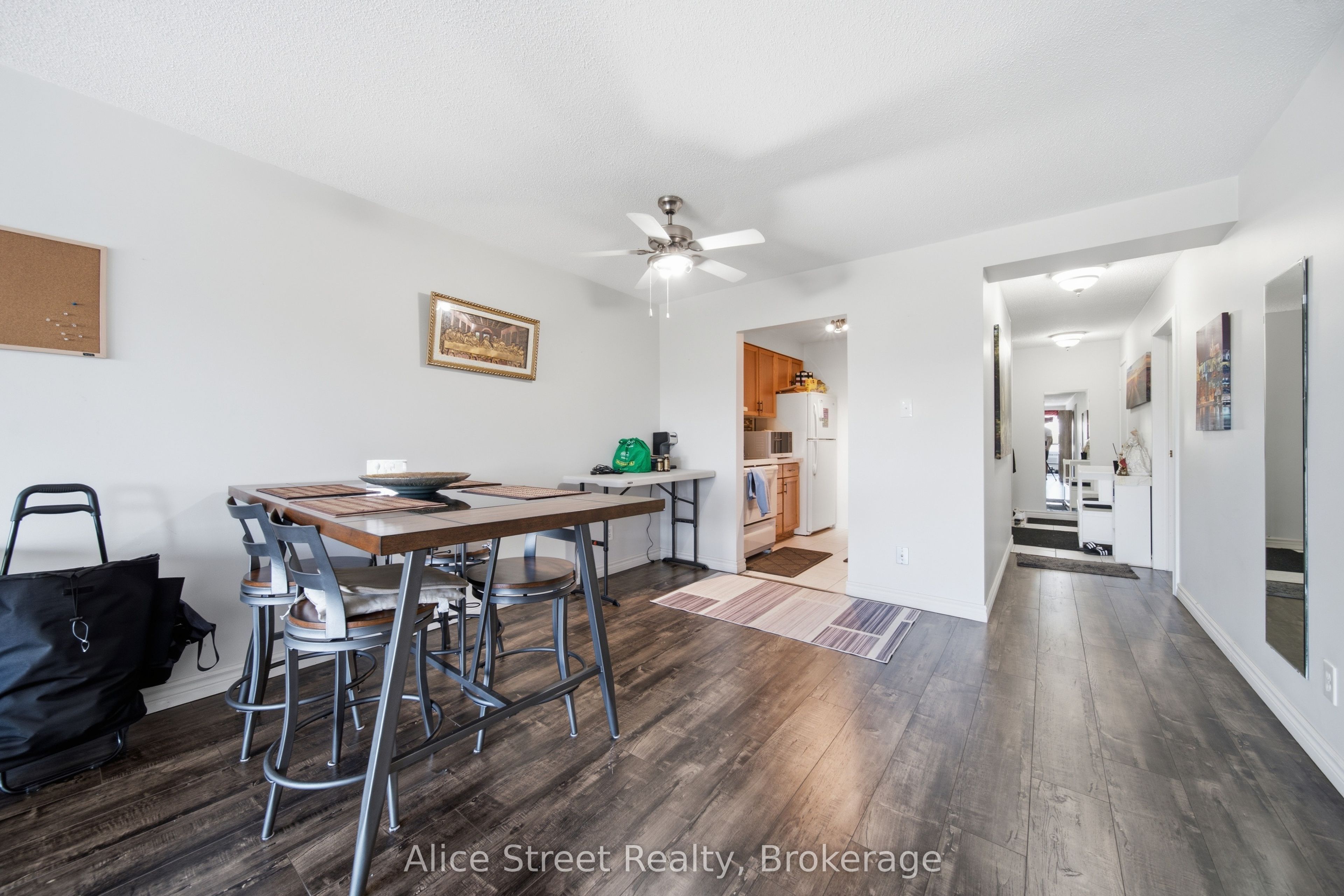 358 Waterloo Avenue 607 Property Photo 9