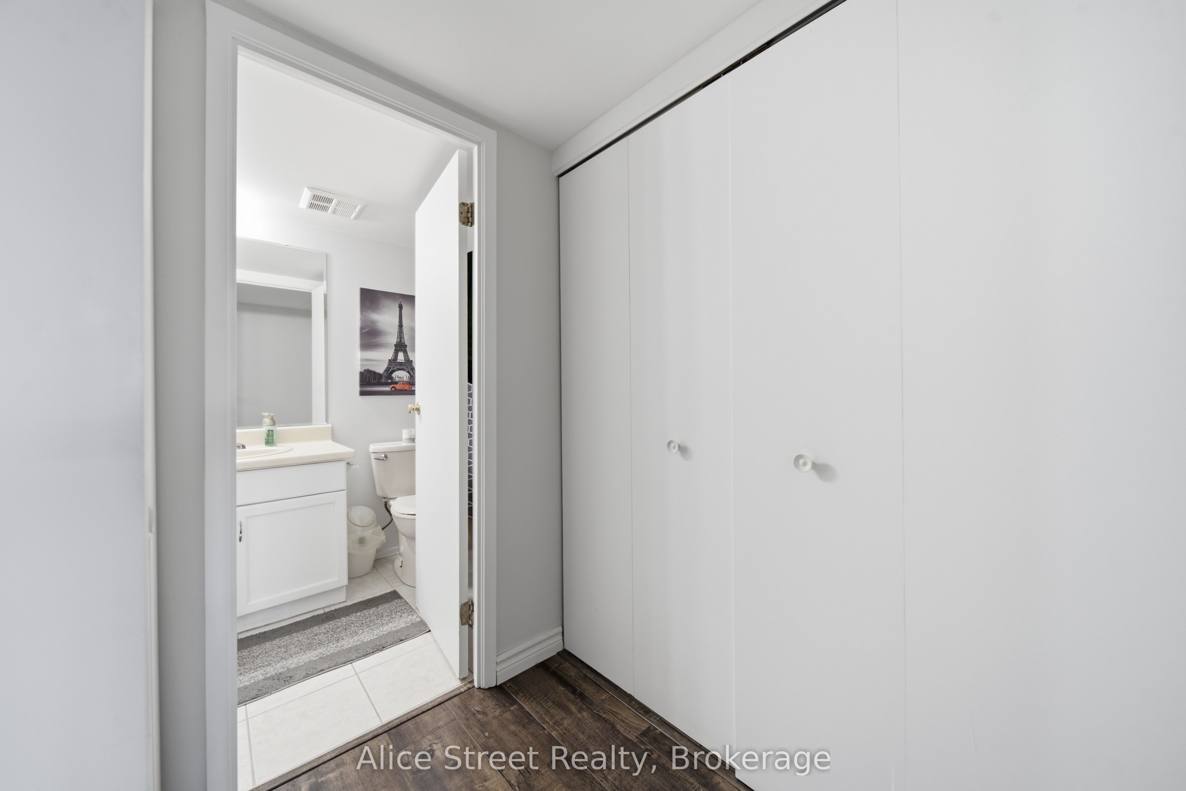 358 Waterloo Avenue 607 Property Photo 18