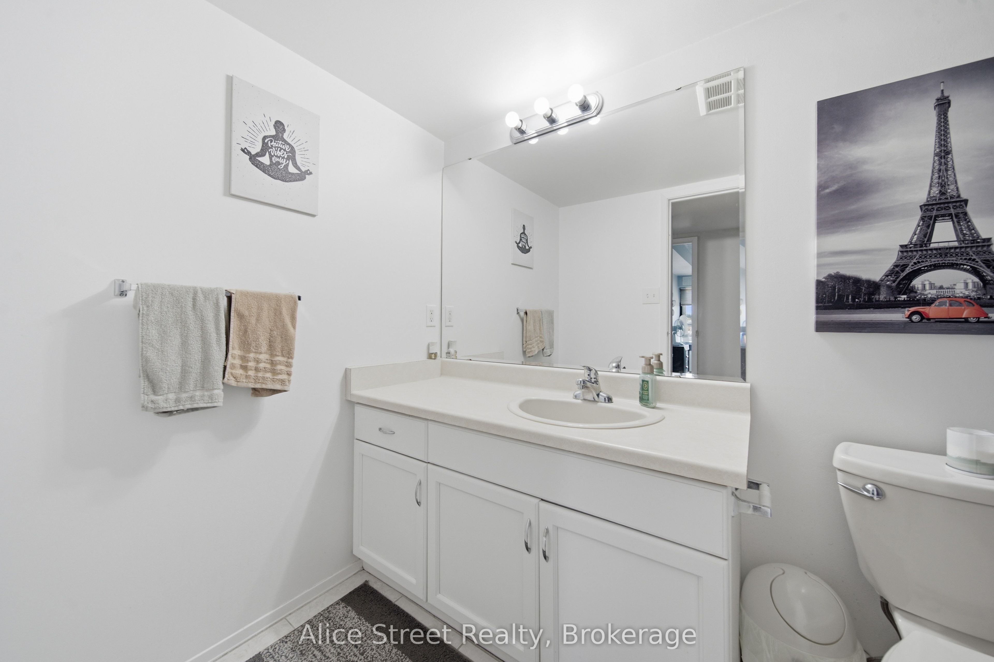 358 Waterloo Avenue 607 Property Photo 19