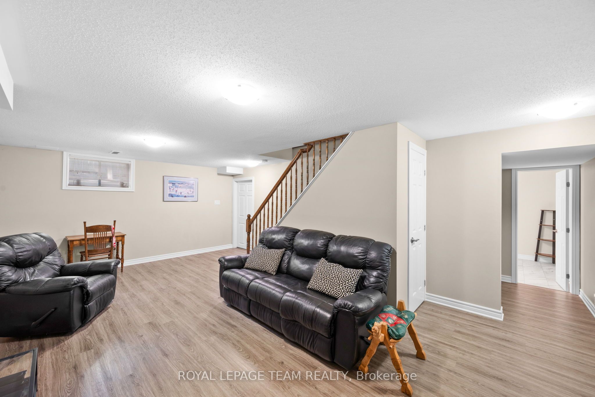 32 Trump Avenue Property Photo 33