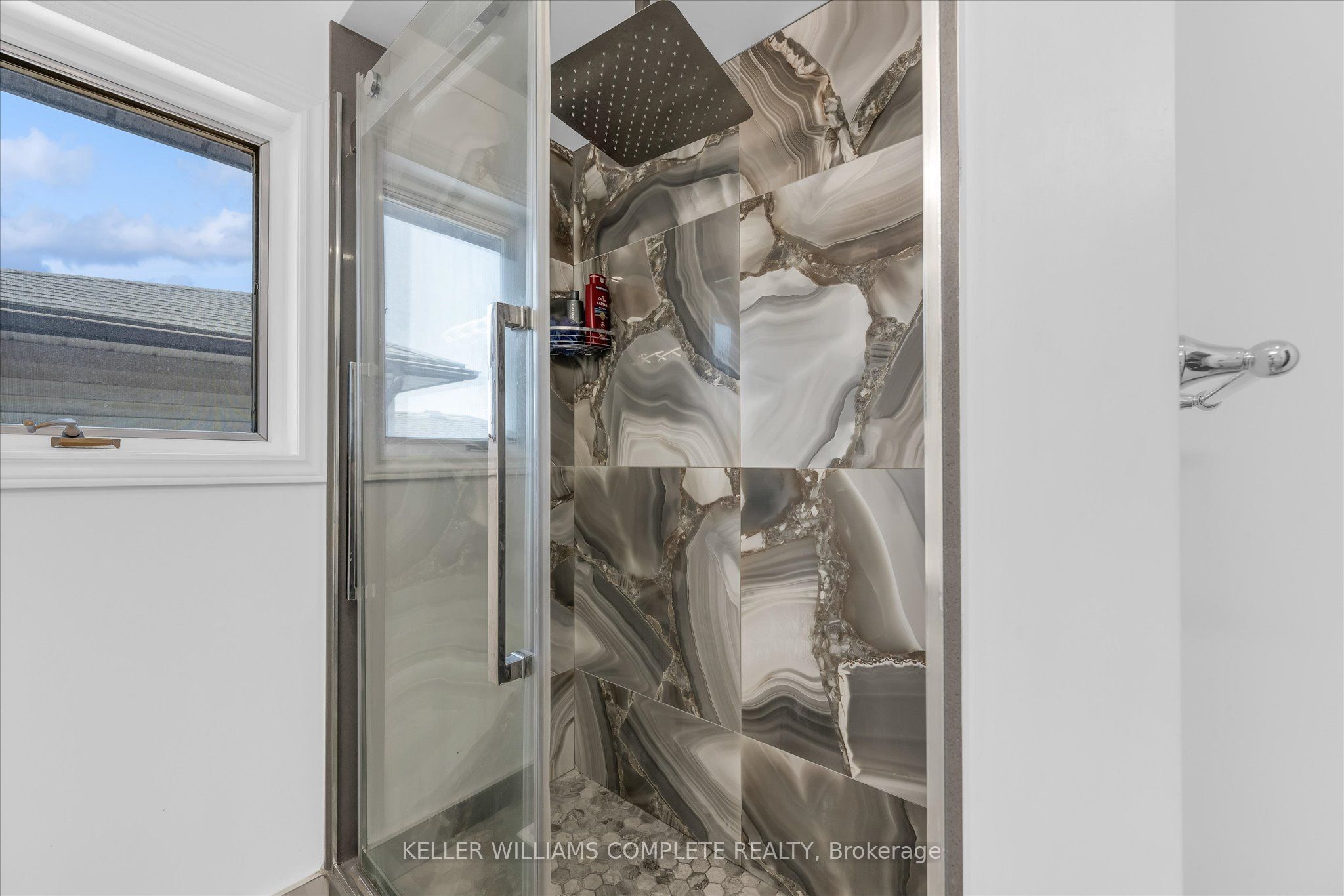 847 West 5th Street Property Photo 23