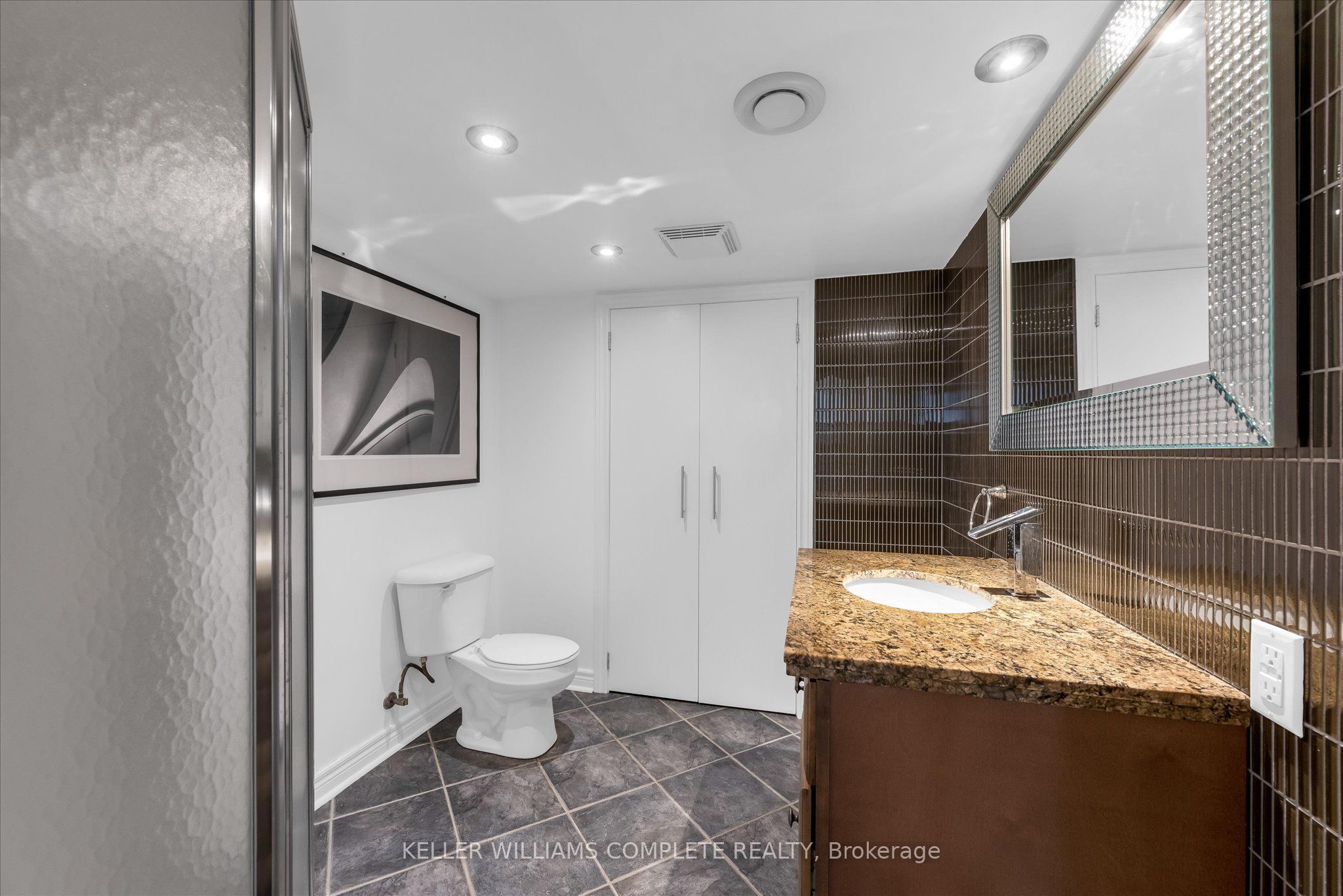 847 West 5th Street Property Photo 38