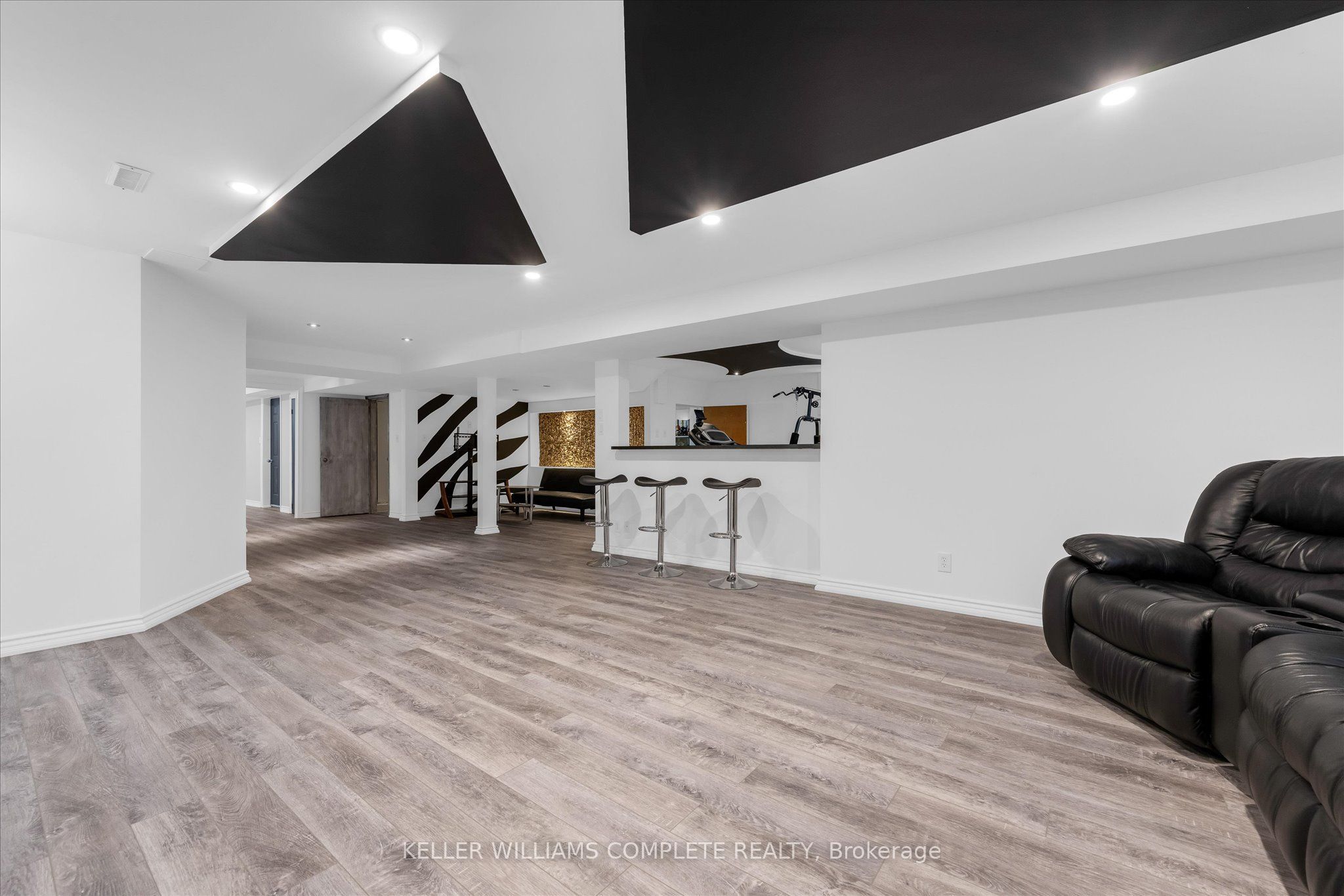 847 West 5th Street Property Photo 43