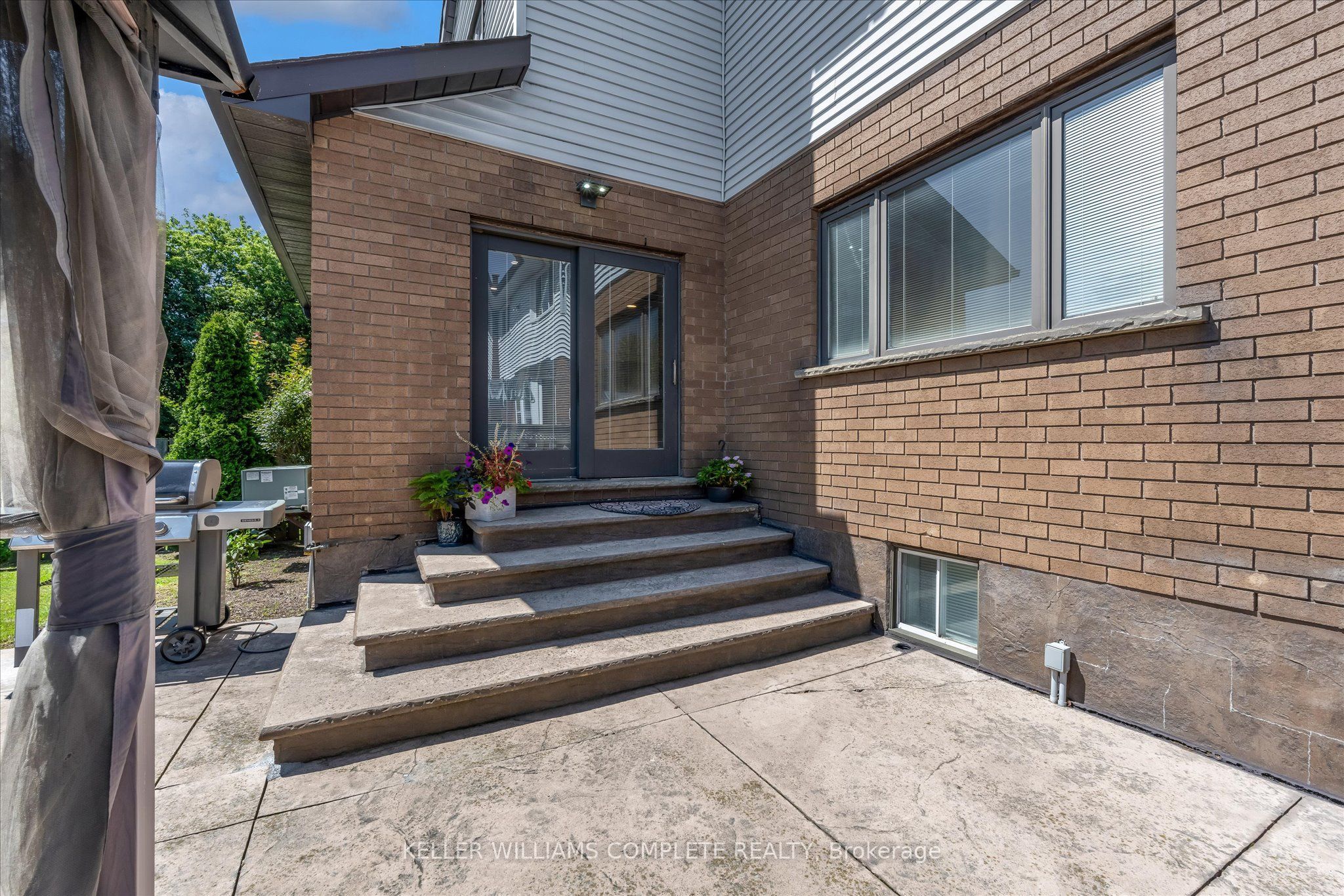 847 West 5th Street Property Photo 49