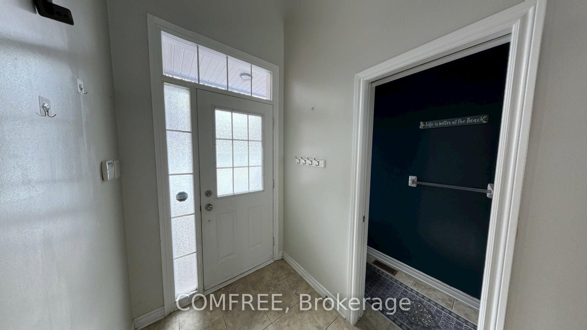 294 Waymark Crescent Property Photo 3