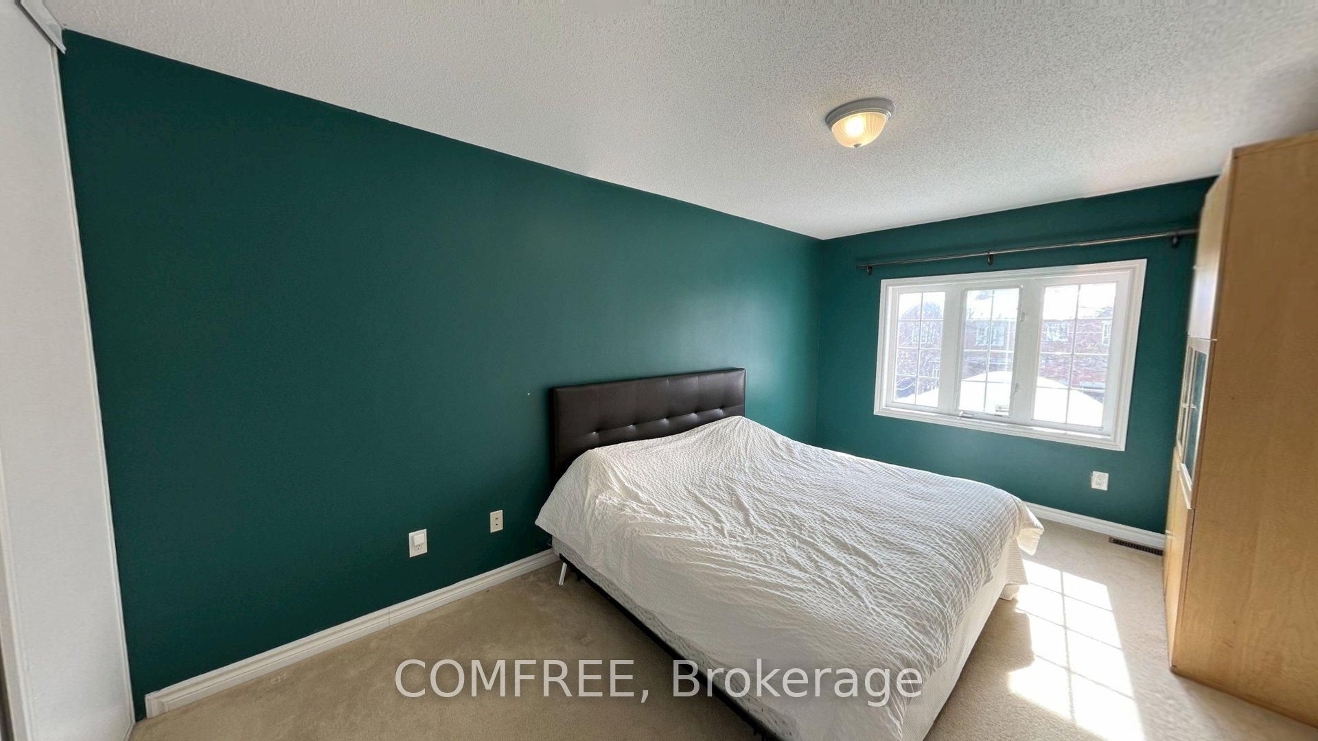 294 Waymark Crescent Property Photo 18