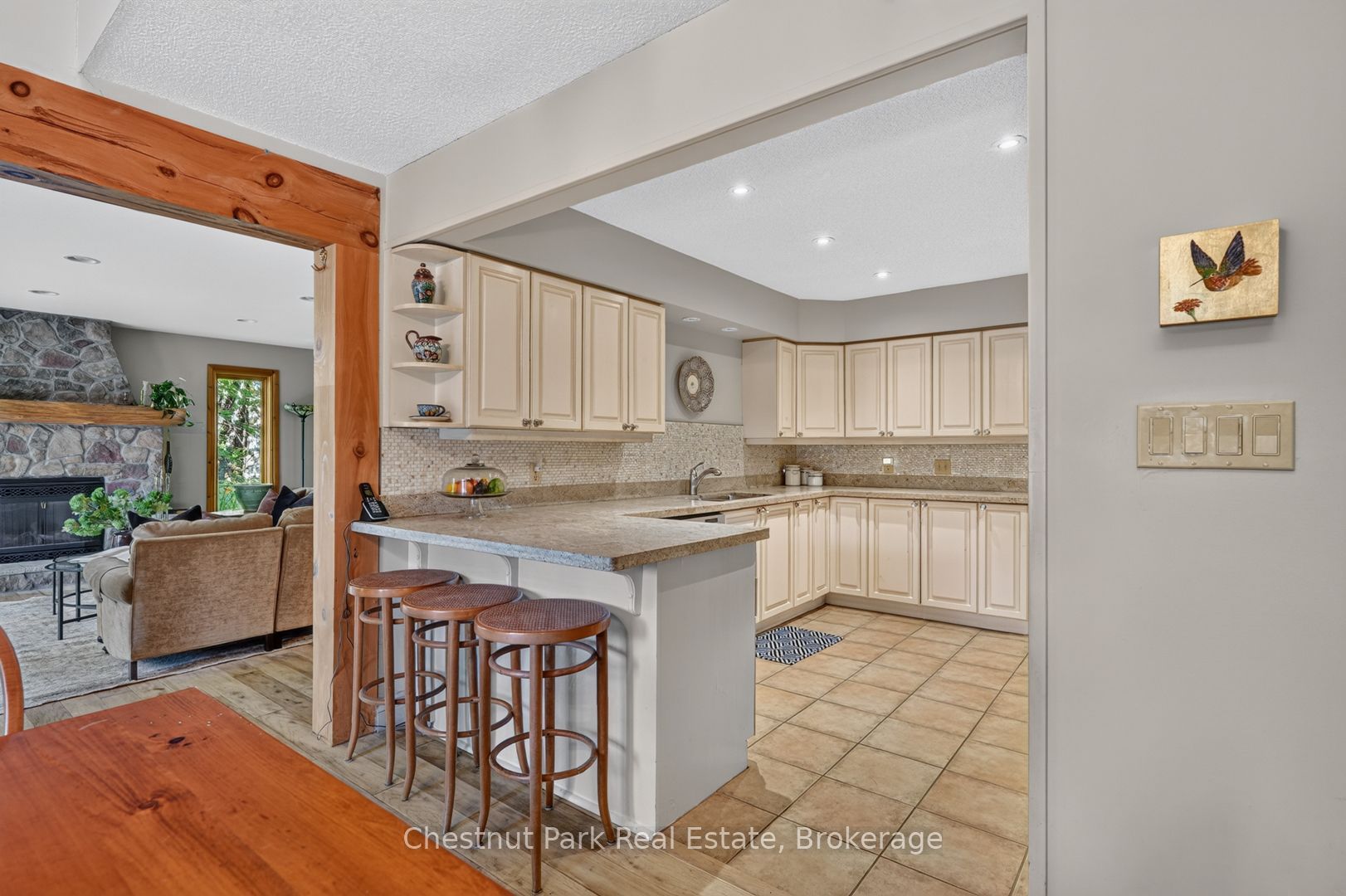 1212 Kirk Line E Property Photo 8