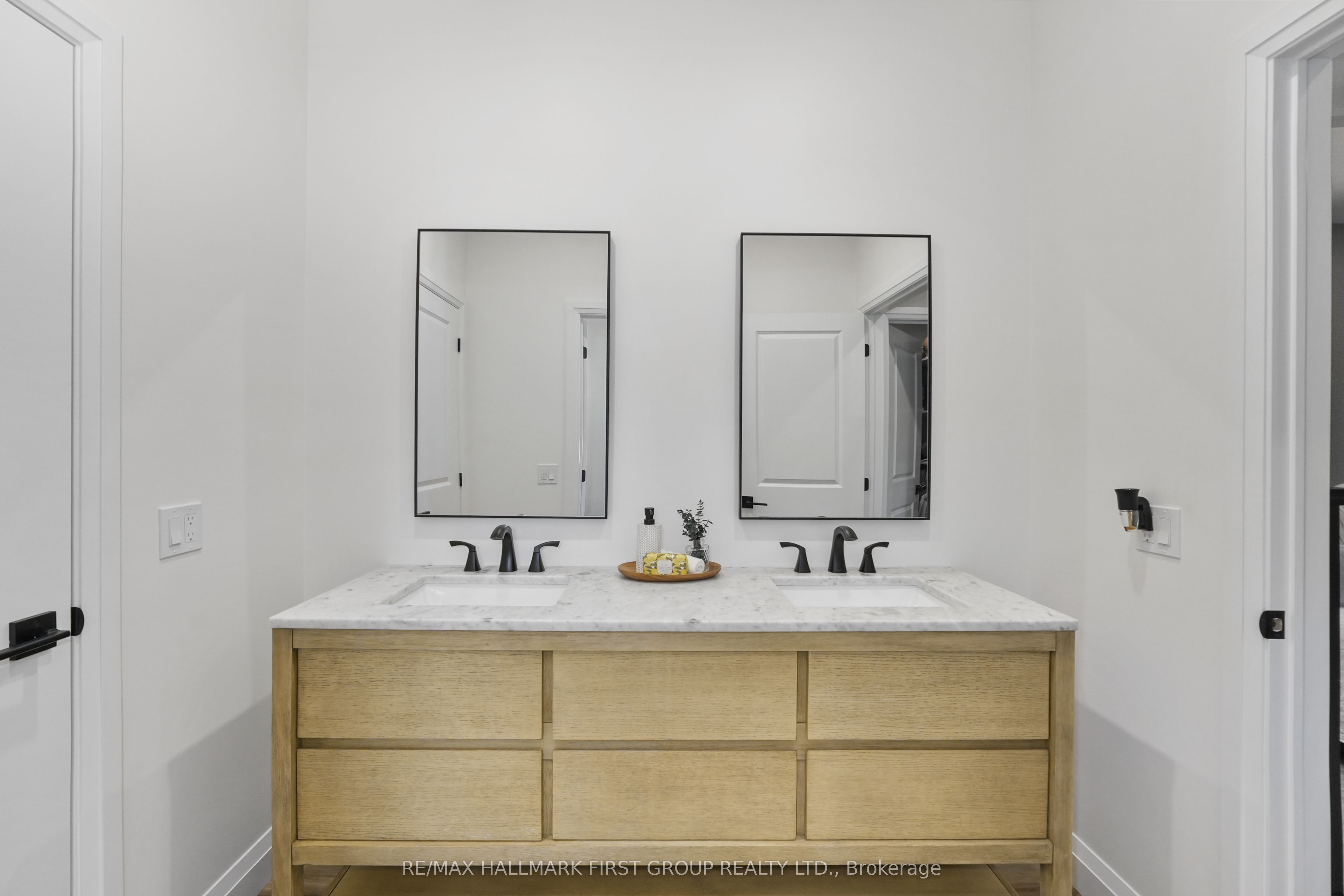 3922 Kennedy Road Property Photo 29