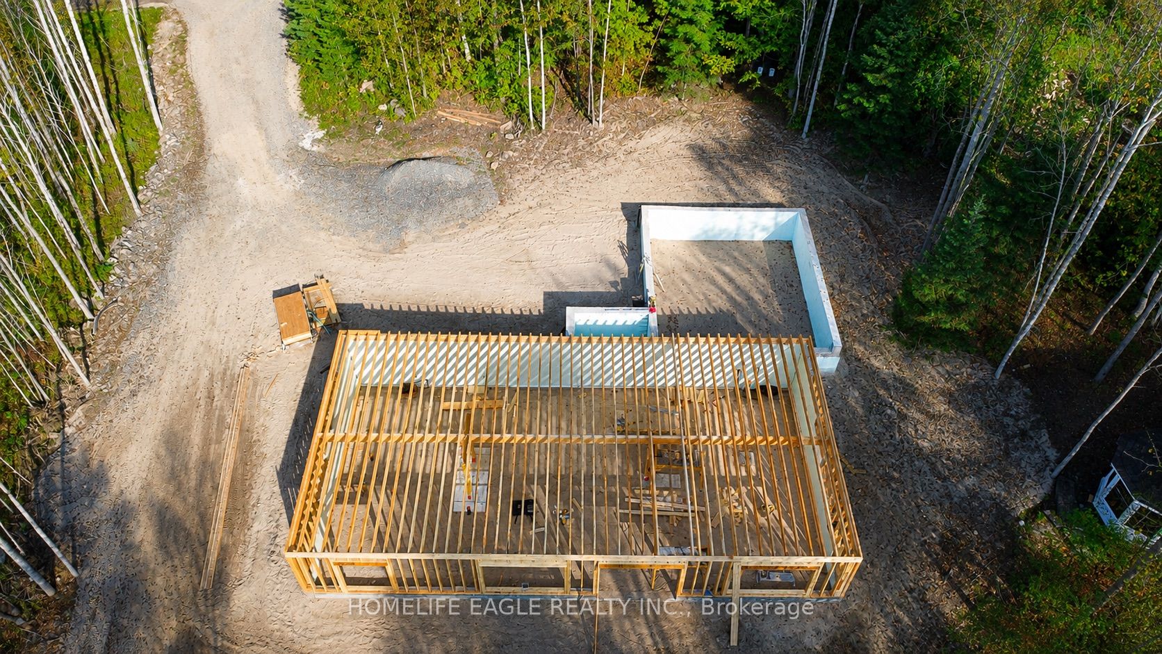 15 North Shore Drive Property Photo 5