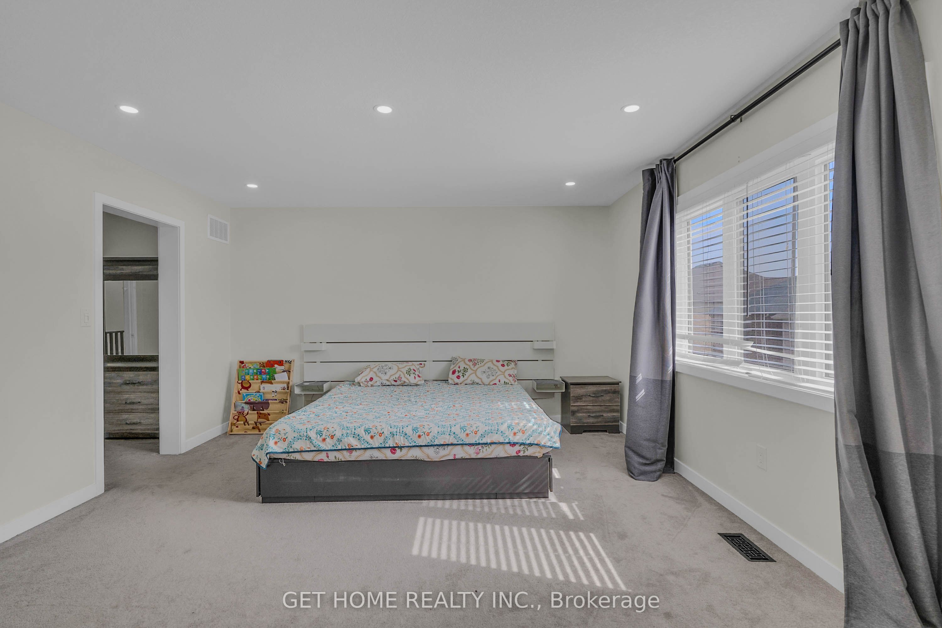 22 Kelso Drive Property Photo 24