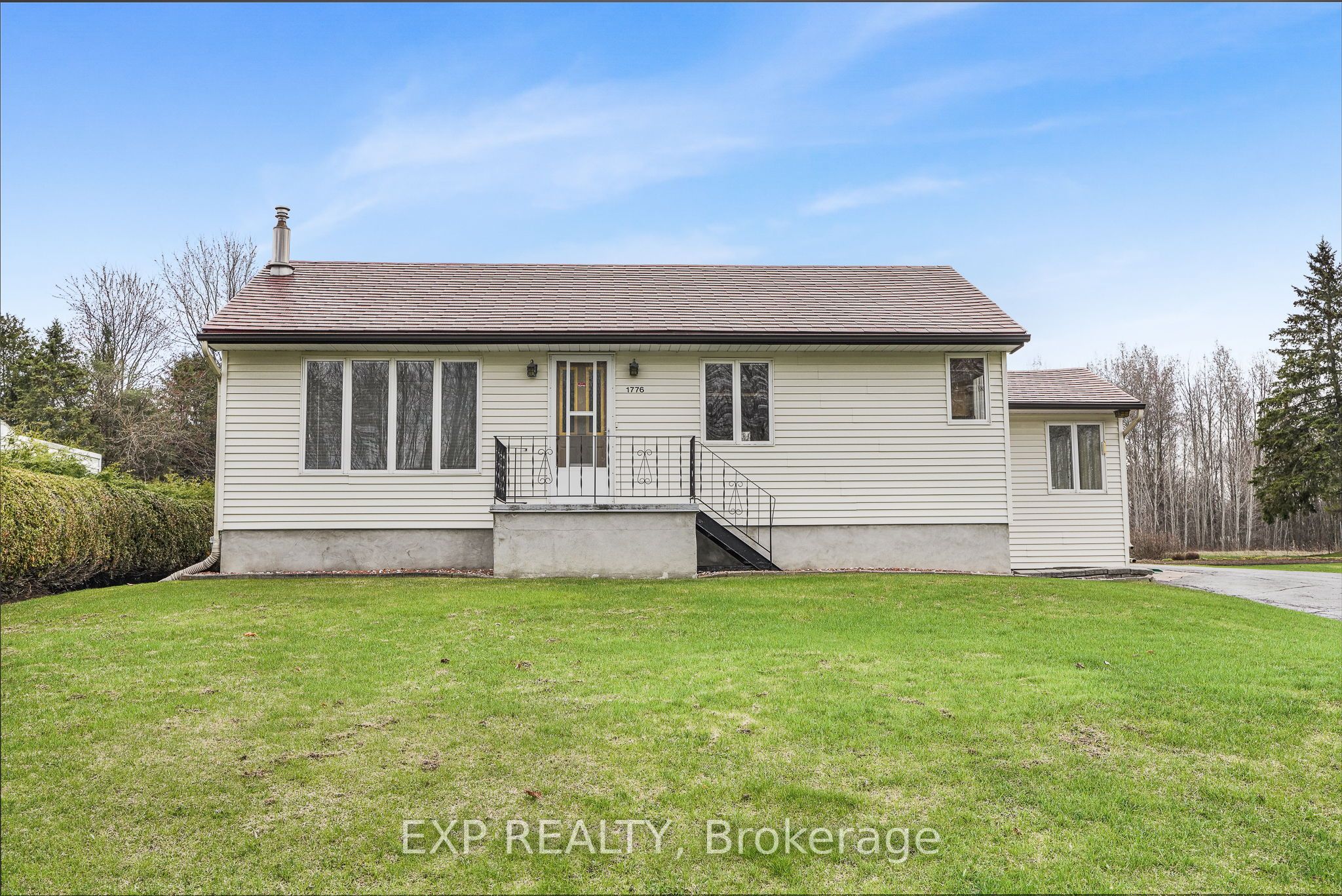 1776 Labonte Street Property Photo 1