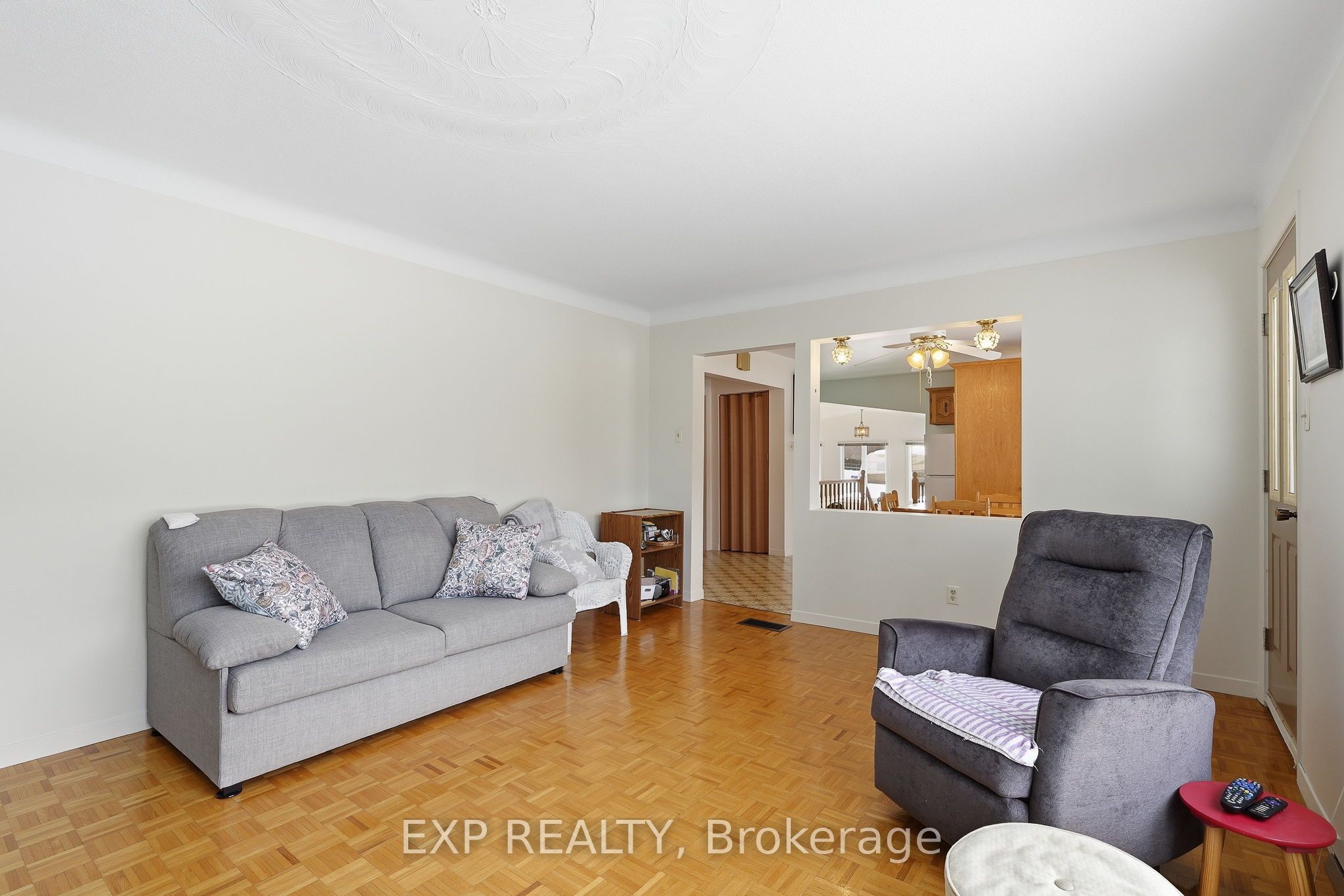 1776 Labonte Street Property Photo 5