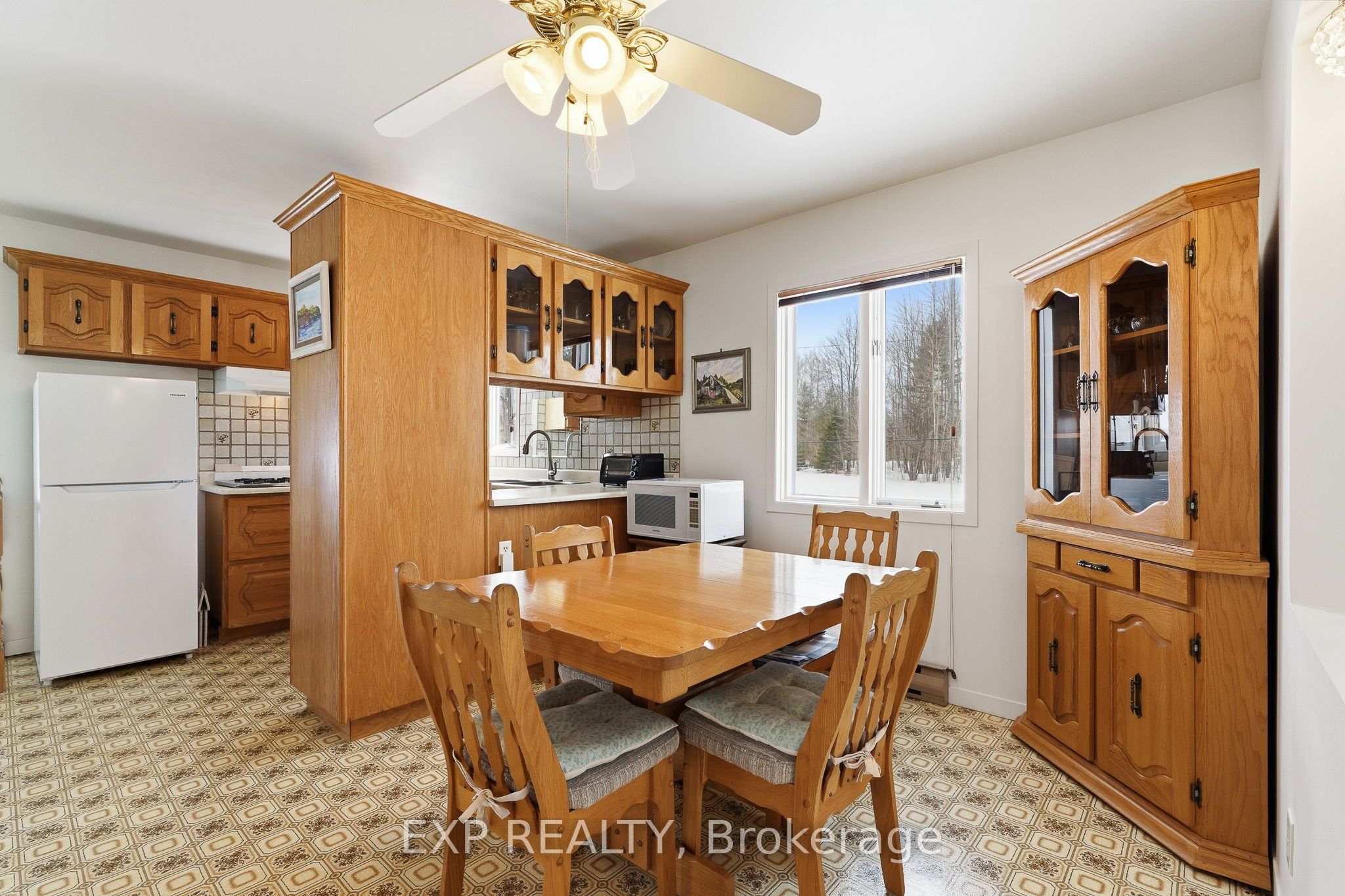 1776 Labonte Street Property Photo 10