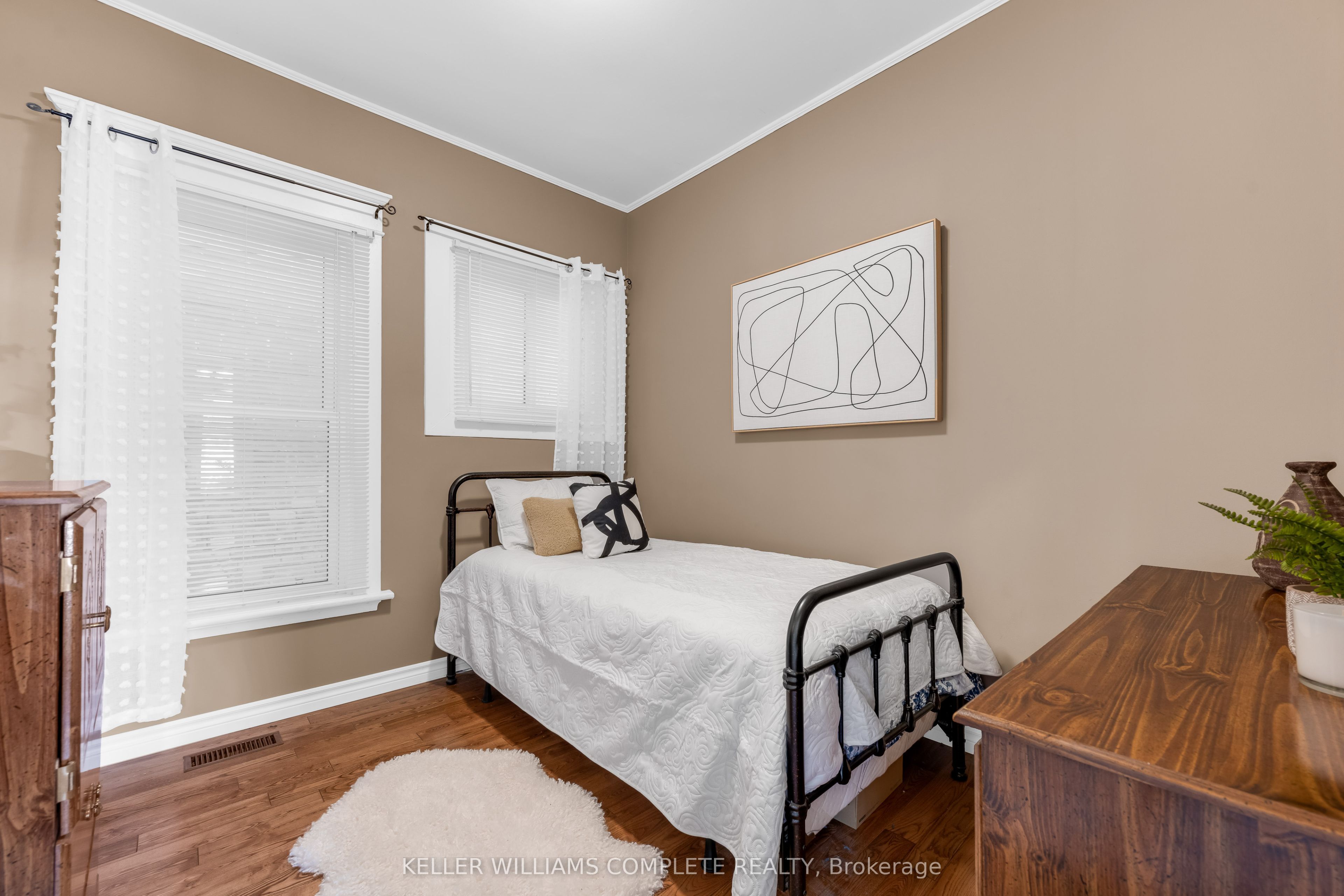 50 Strathcona Avenue Property Photo 13