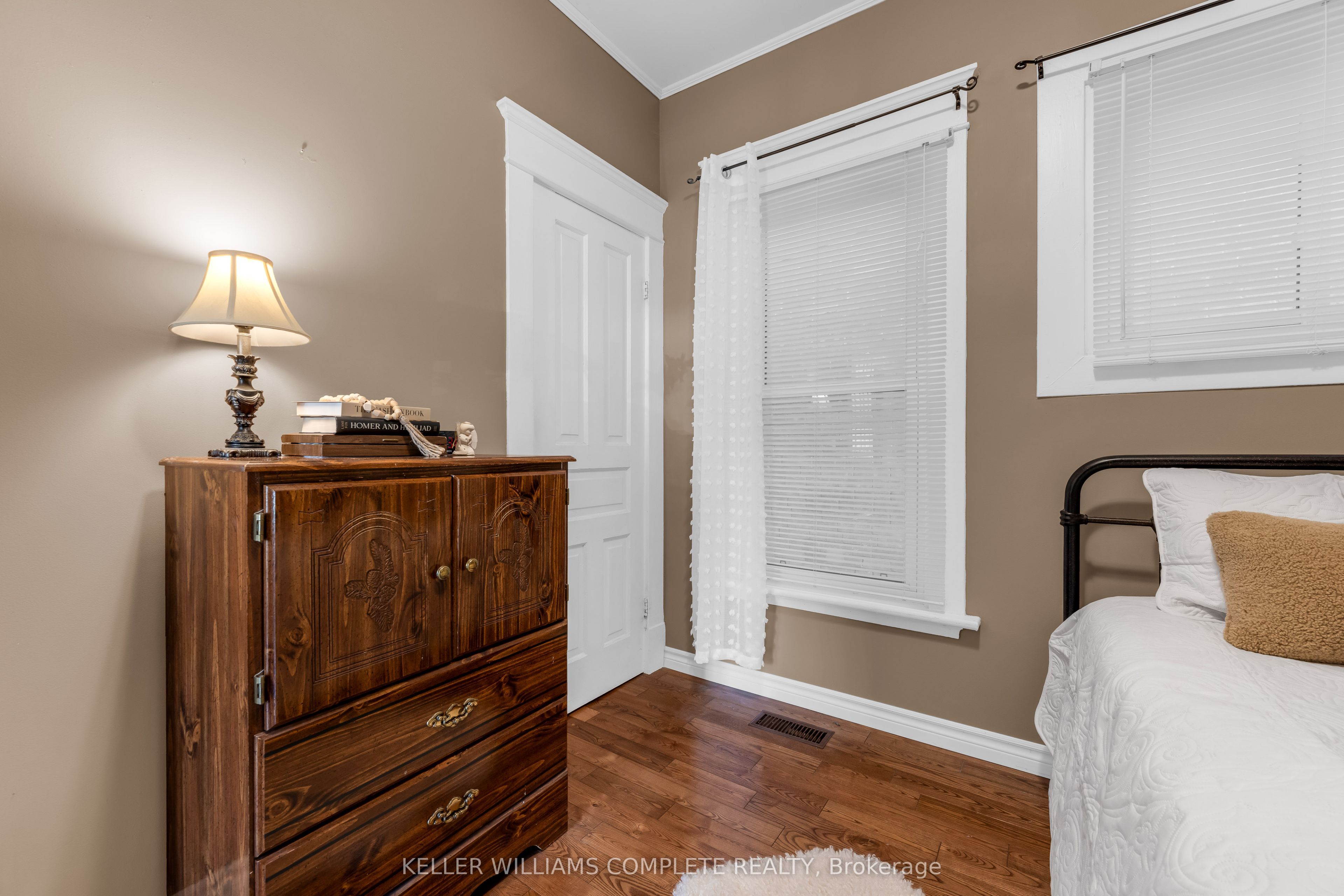 50 Strathcona Avenue Property Photo 14