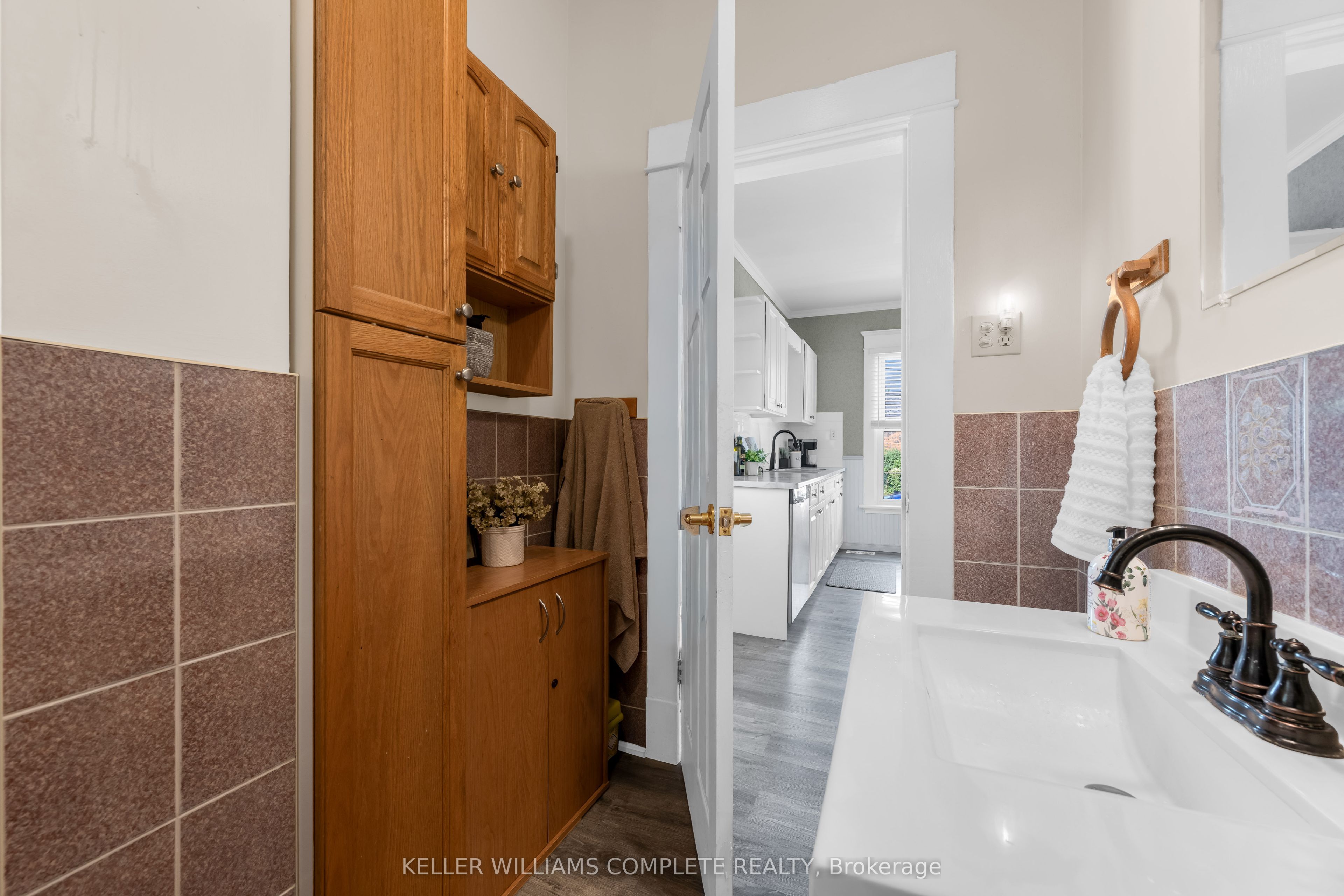 50 Strathcona Avenue Property Photo 16