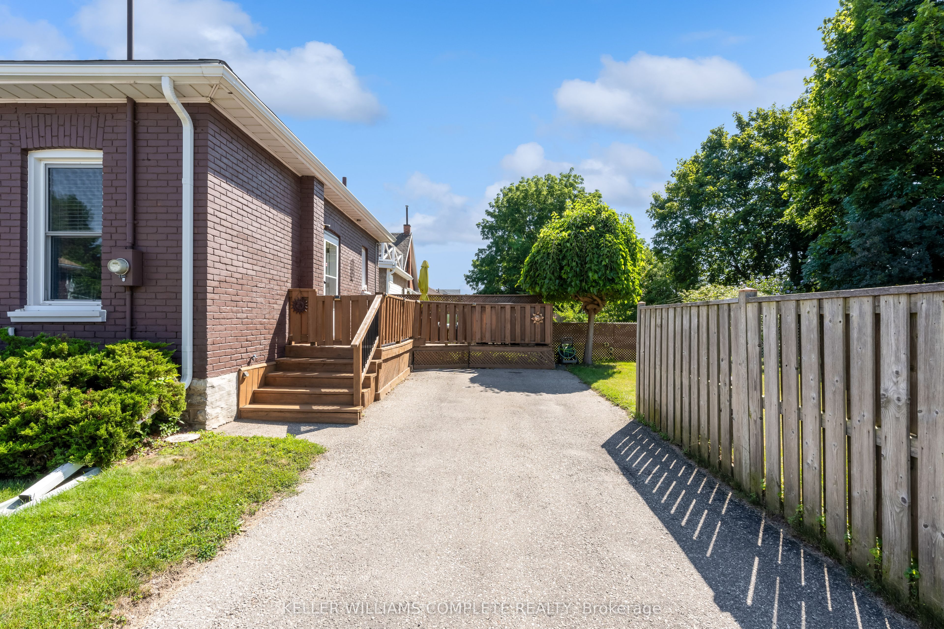 50 Strathcona Avenue Property Photo 29