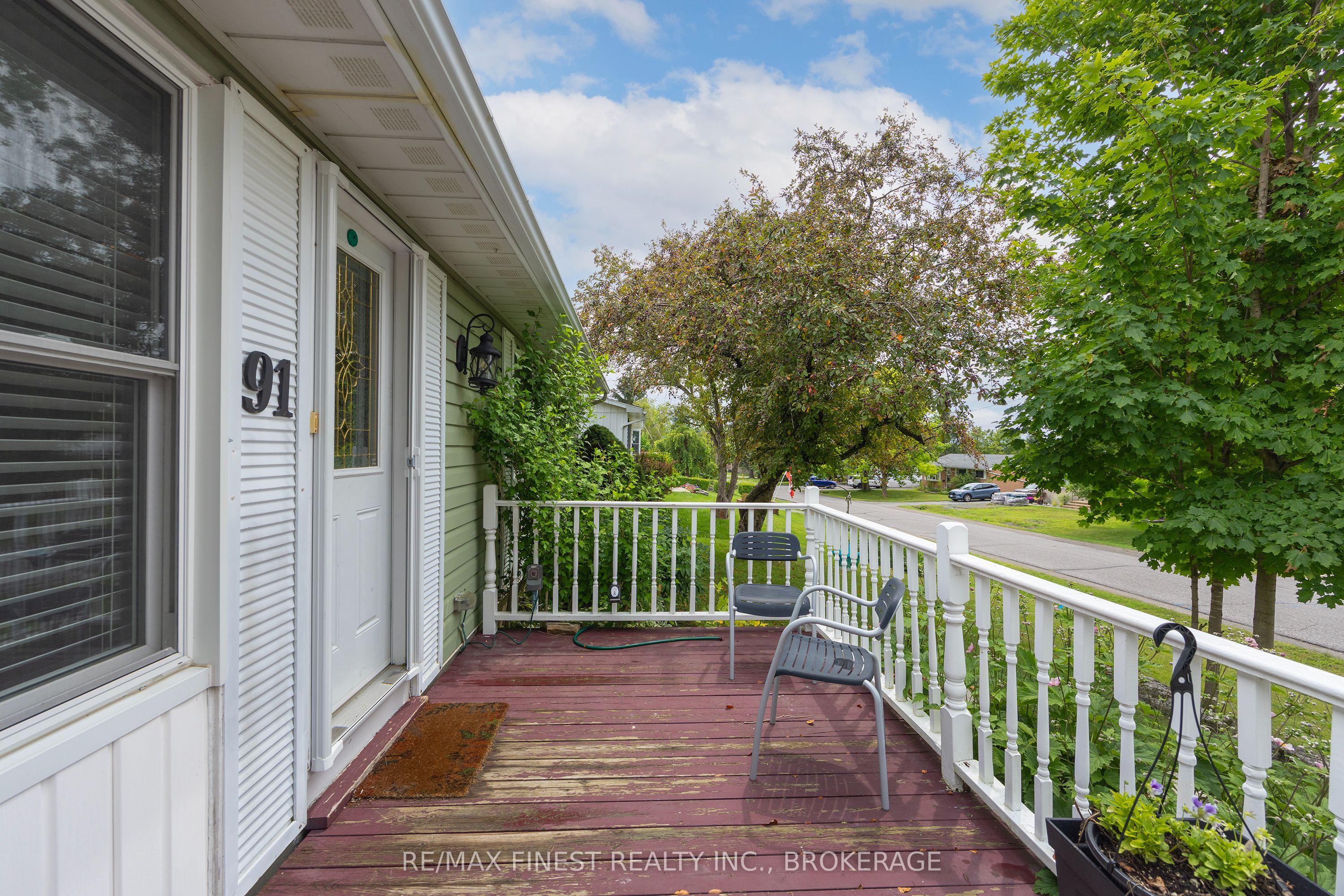 91 Cambridge Crescent Property Photo 6