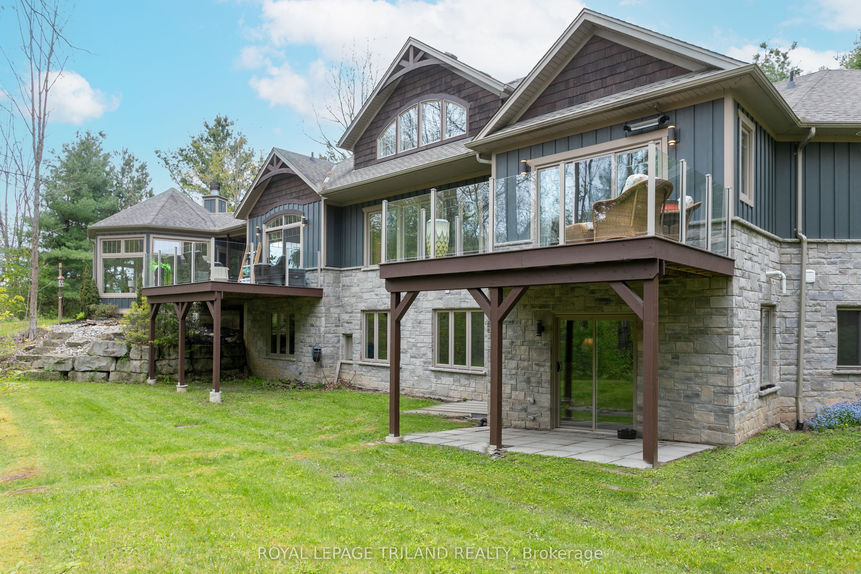 6480 Toll Gate Road Property Photo 4