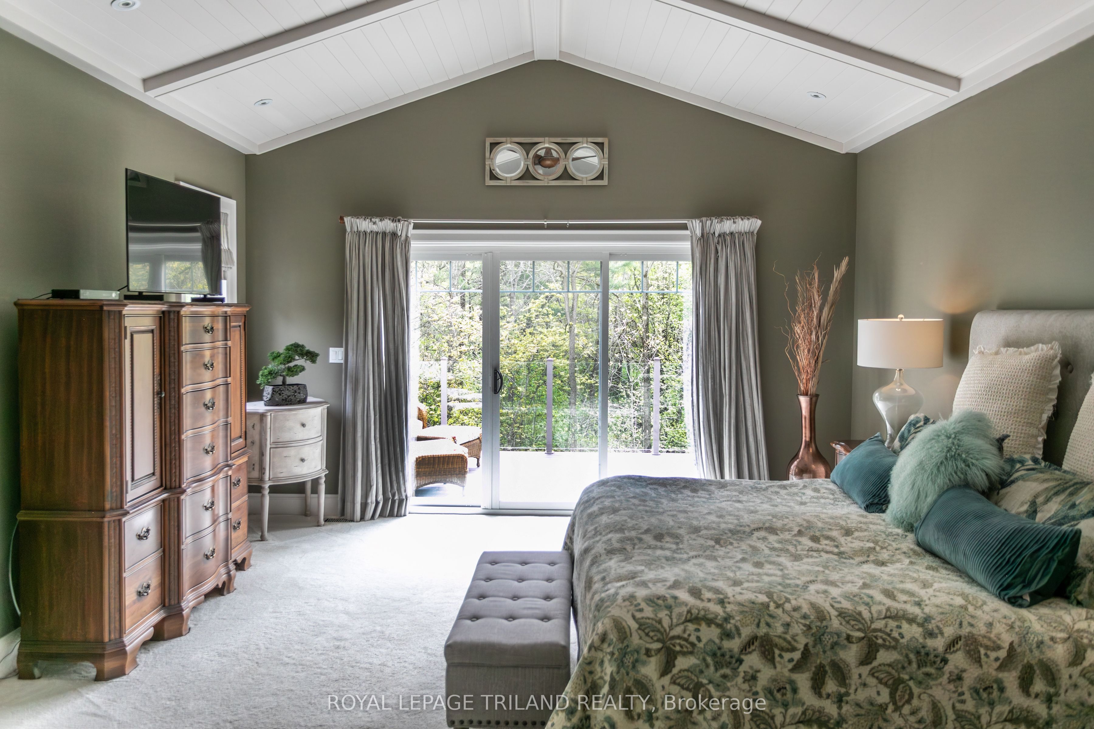 6480 Toll Gate Road Property Photo 17