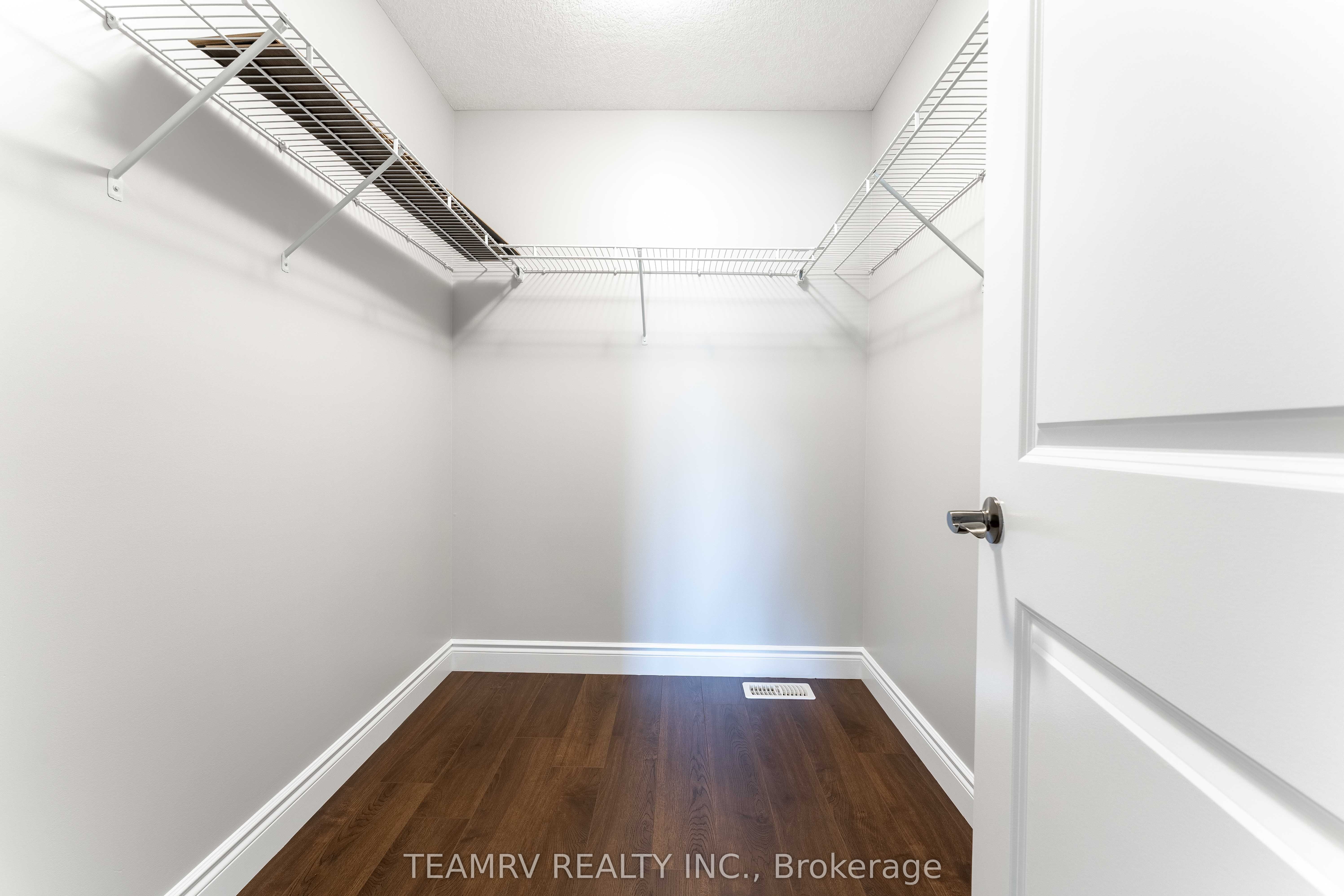 382 Masters Drive Property Photo 24
