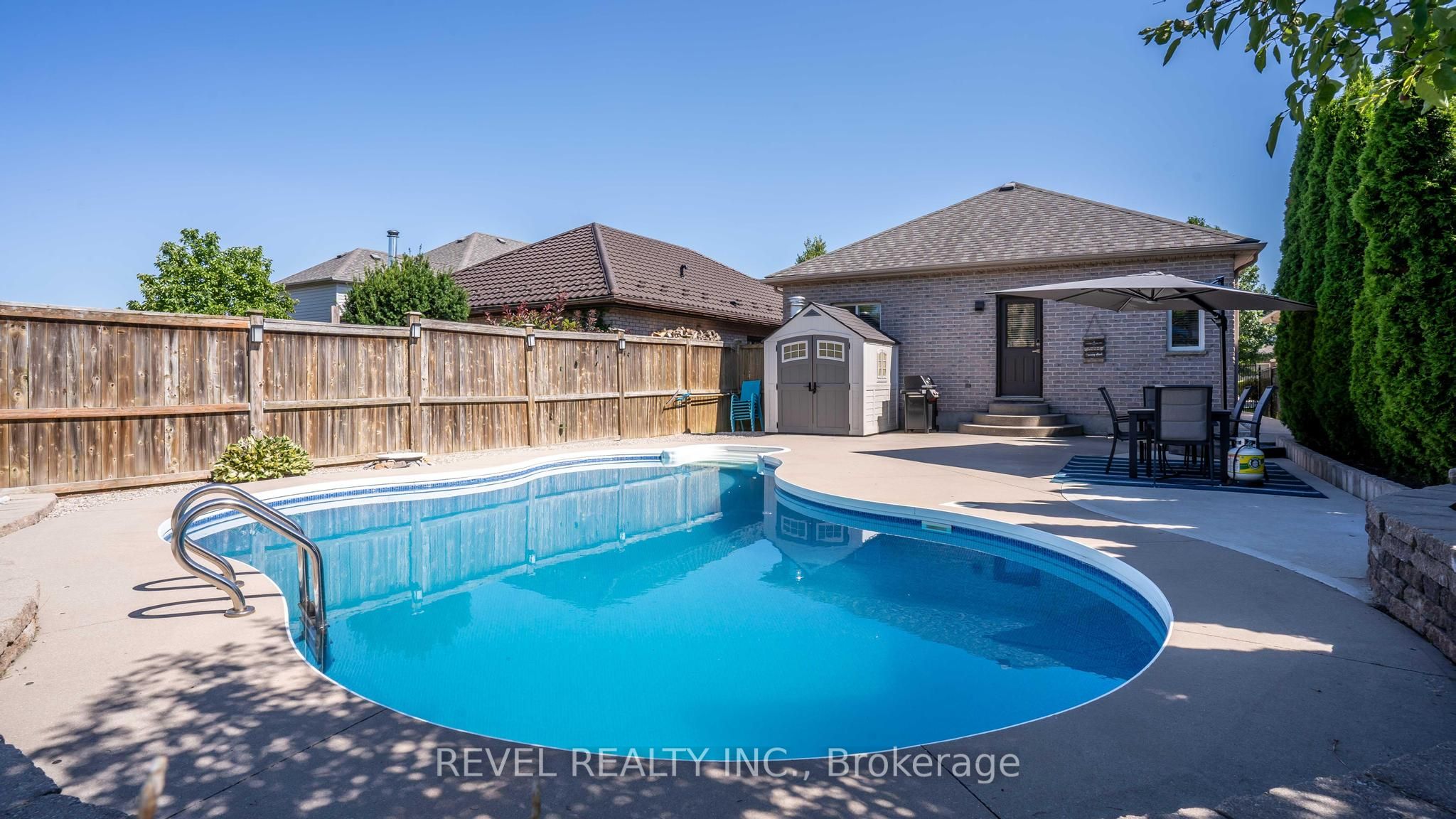 857 Cresthaven Crescent Property Photo 38