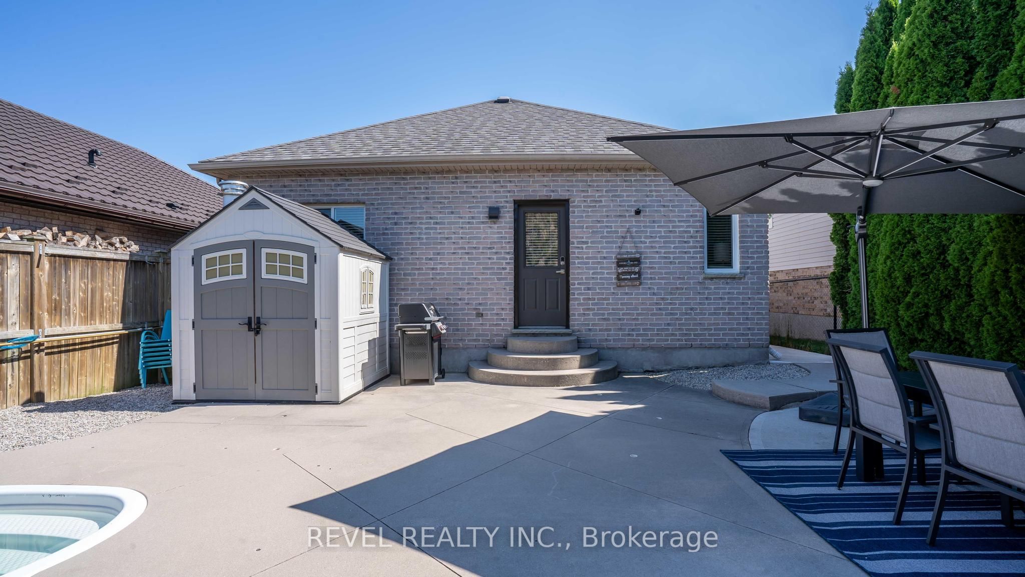 857 Cresthaven Crescent Property Photo 39