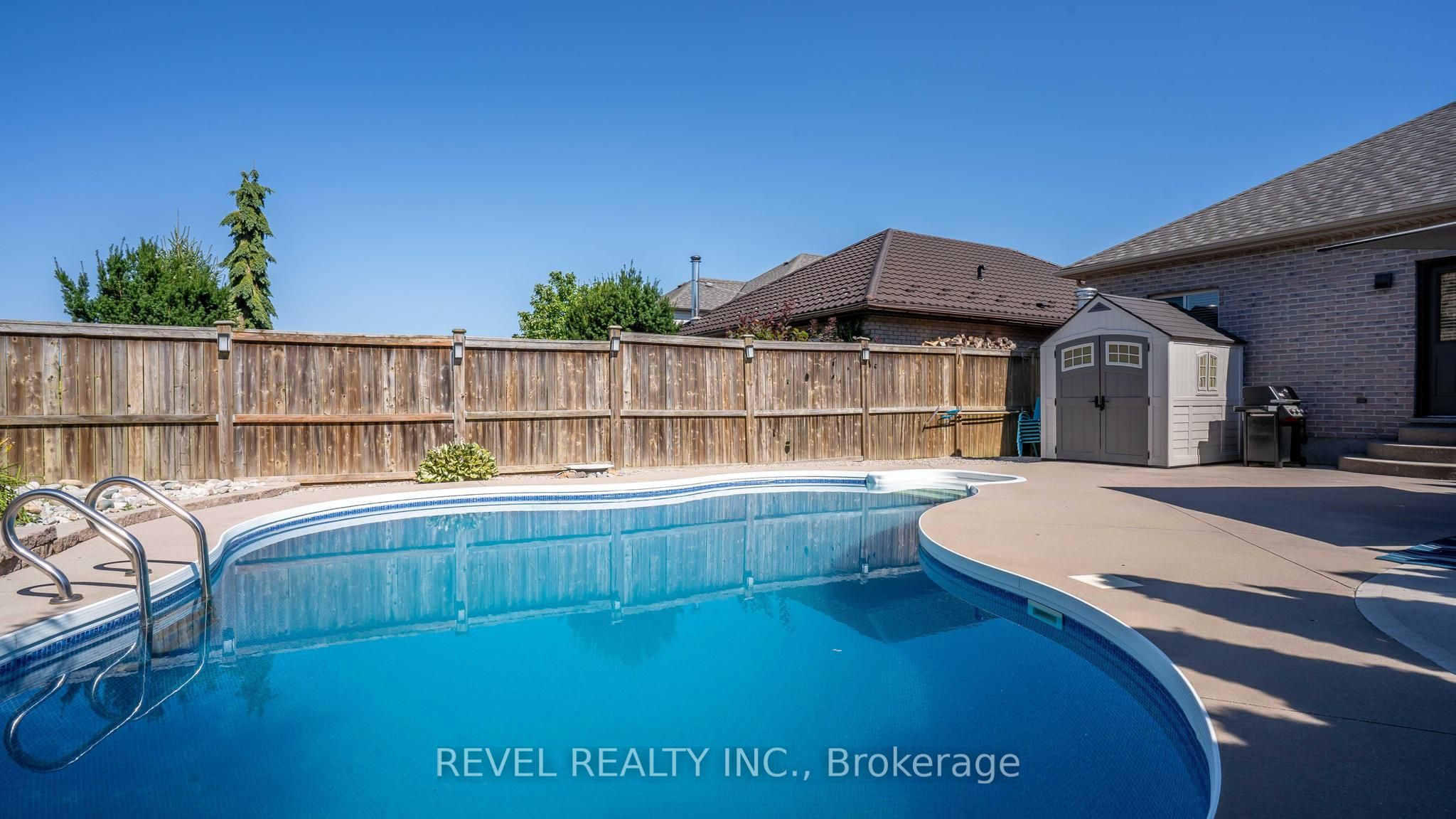 857 Cresthaven Crescent Property Photo 43