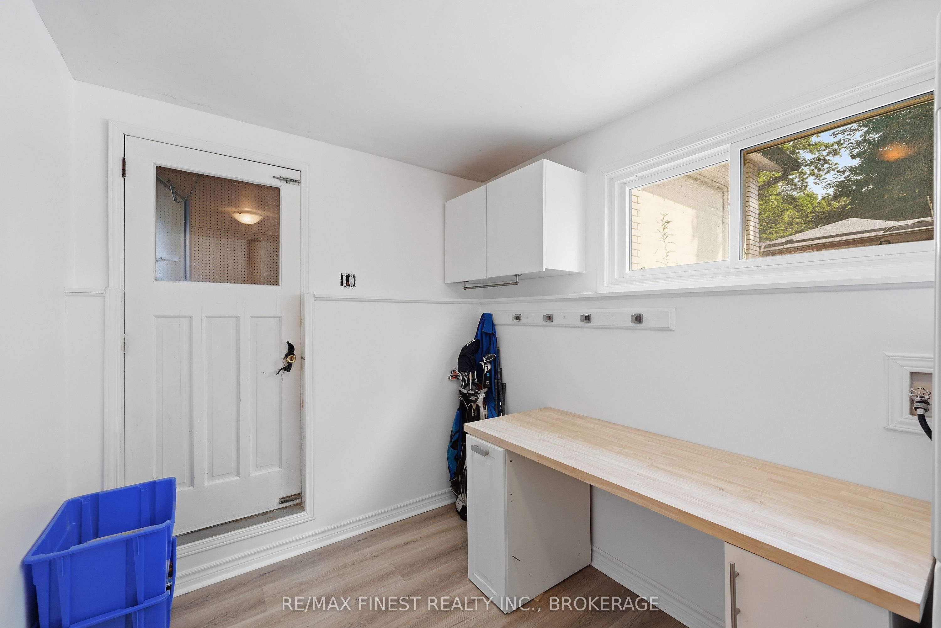 2347 Battersea Road Property Photo 33