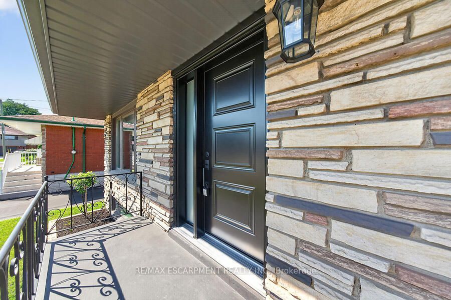 26 Parklands Drive Property Photo 4