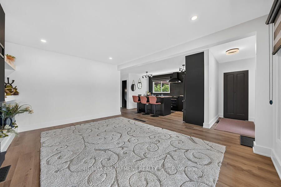 26 Parklands Drive Property Photo 7