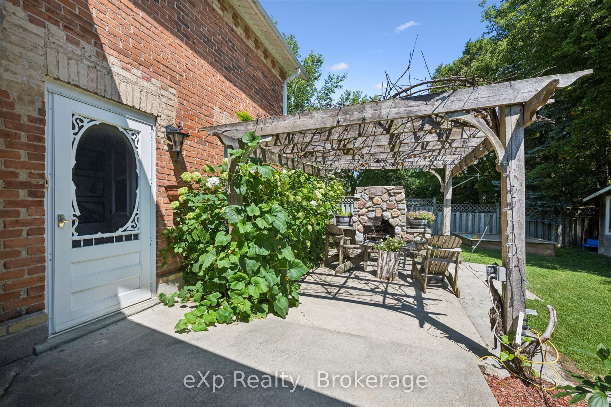 650 St David St Property Photo 37