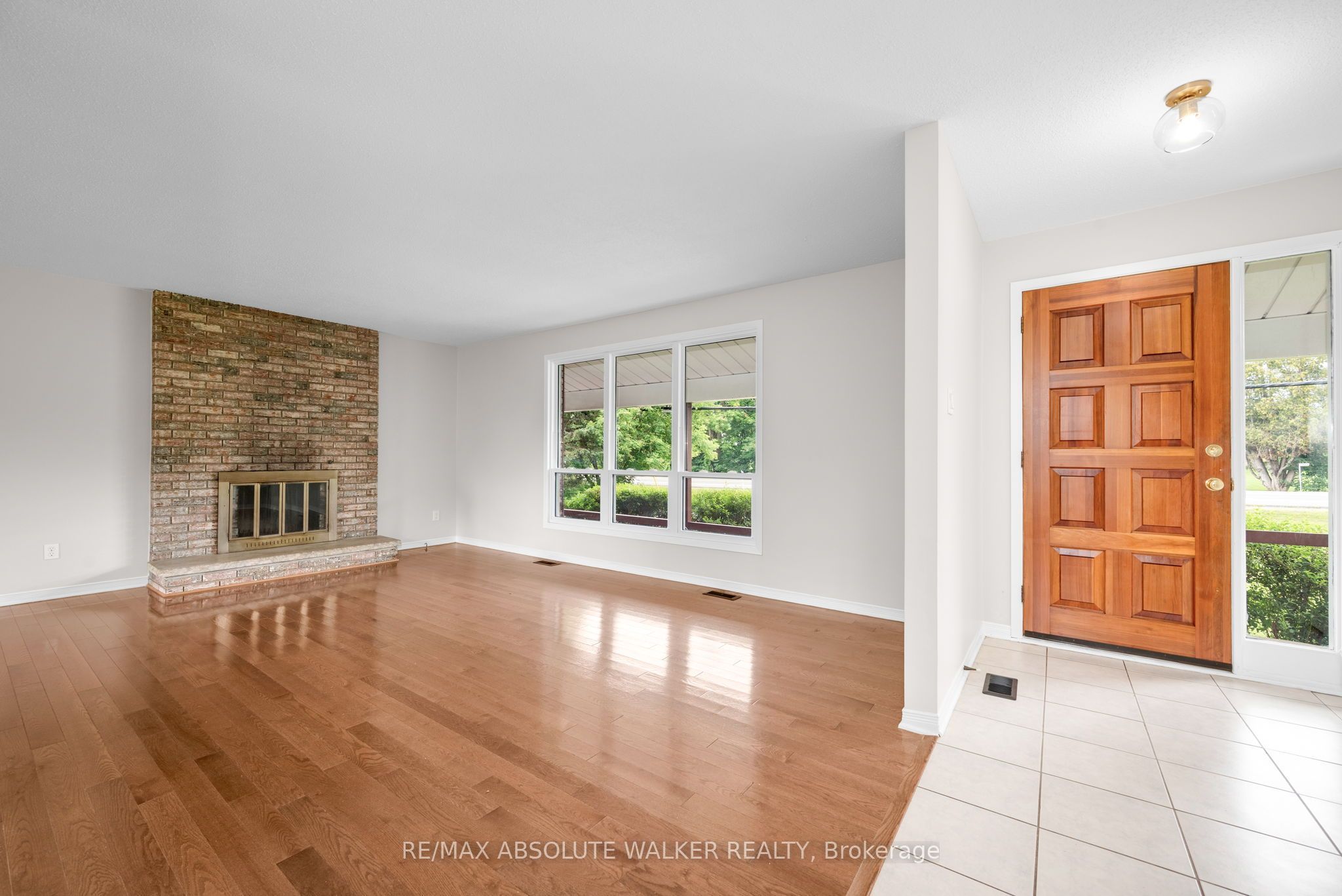 1447 Stagecoach Road Property Photo 2
