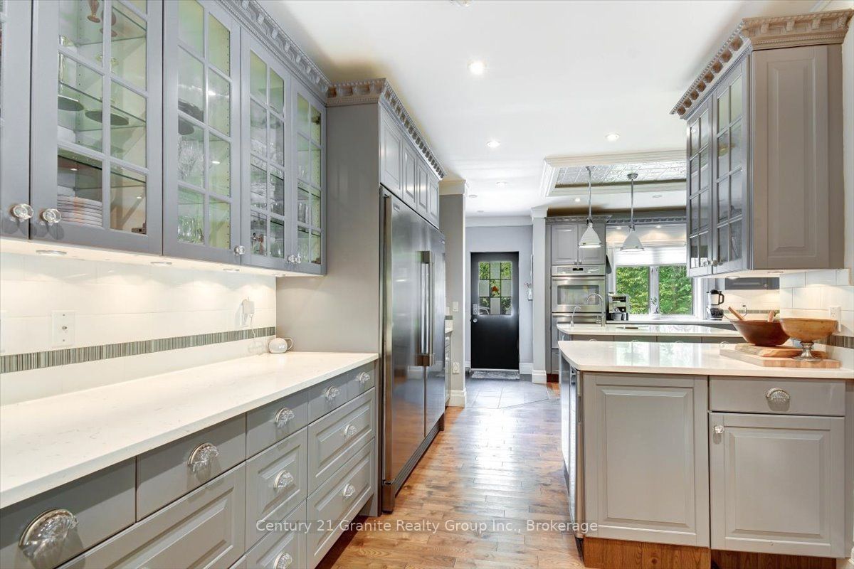 41 Maple Street Property Photo 11