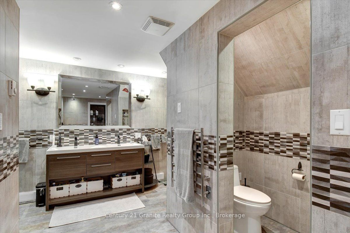 41 Maple Street Property Photo 30