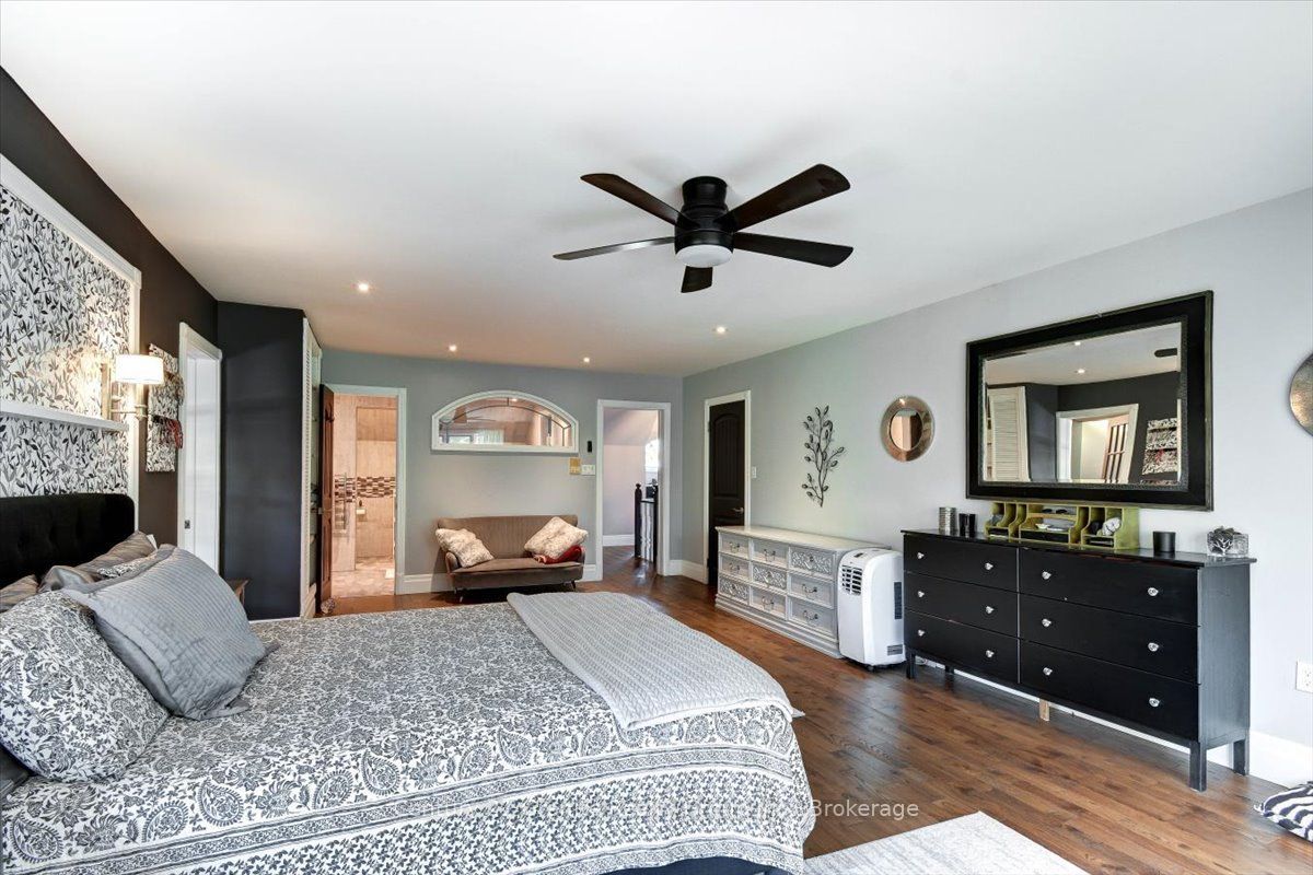 41 Maple Street Property Photo 35