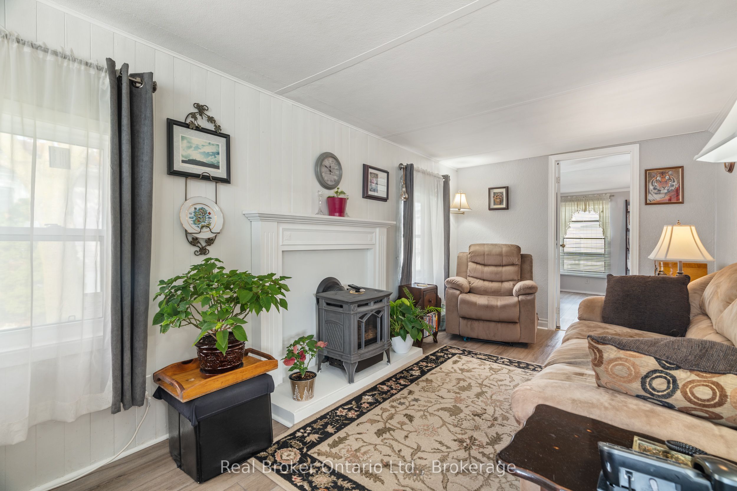 524 Poplar Place Property Photo 10