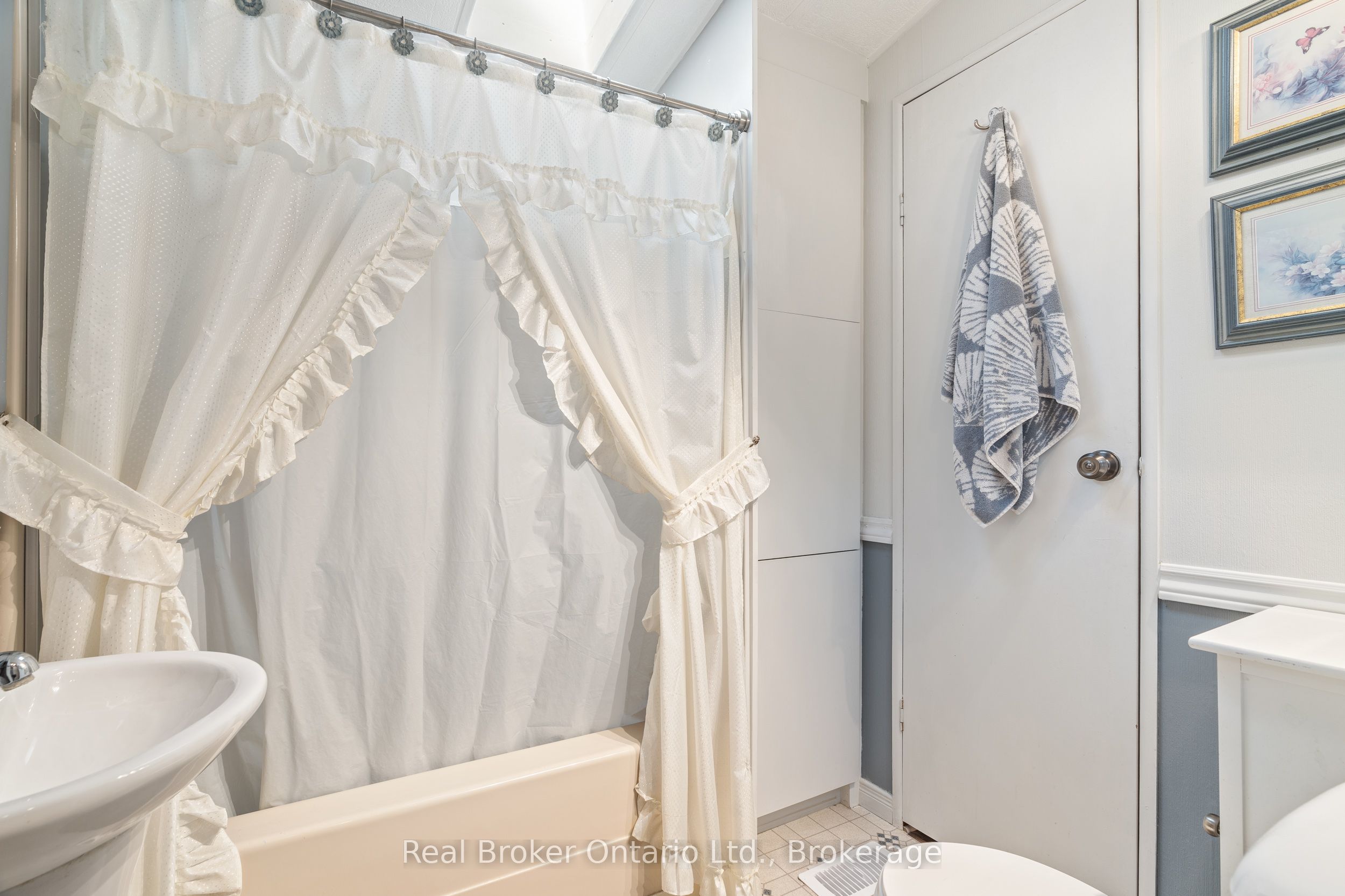 524 Poplar Place Property Photo 21