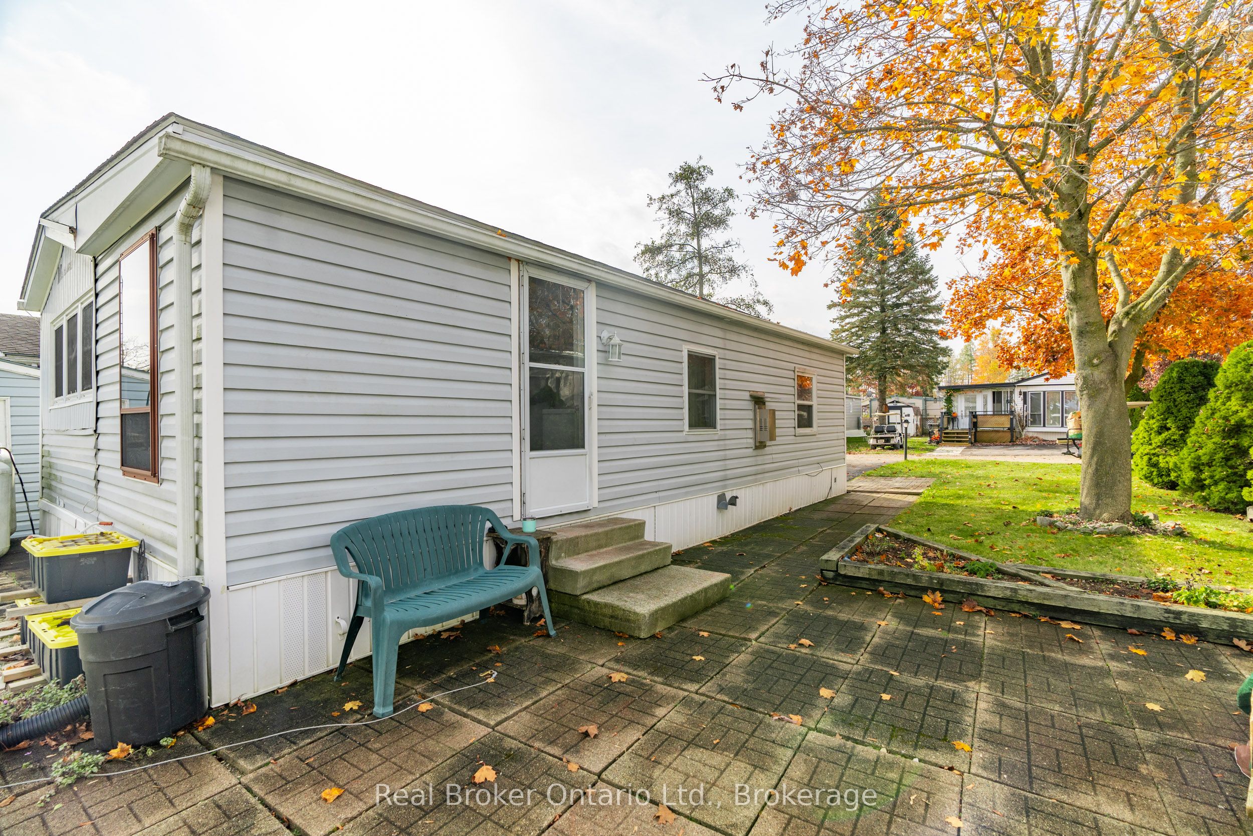 524 Poplar Place Property Photo 27