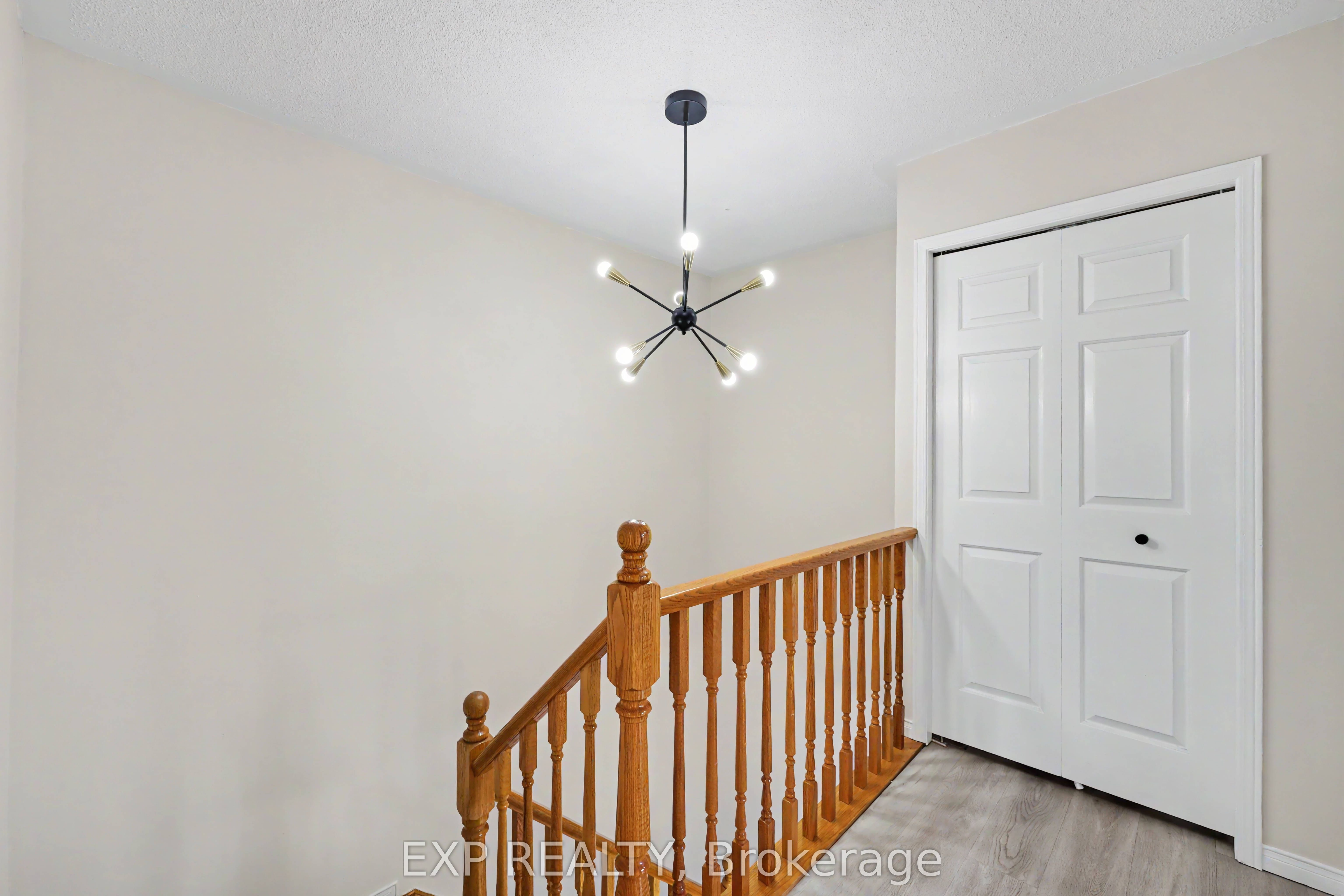 38 Elora Drive 47 Property Photo 15
