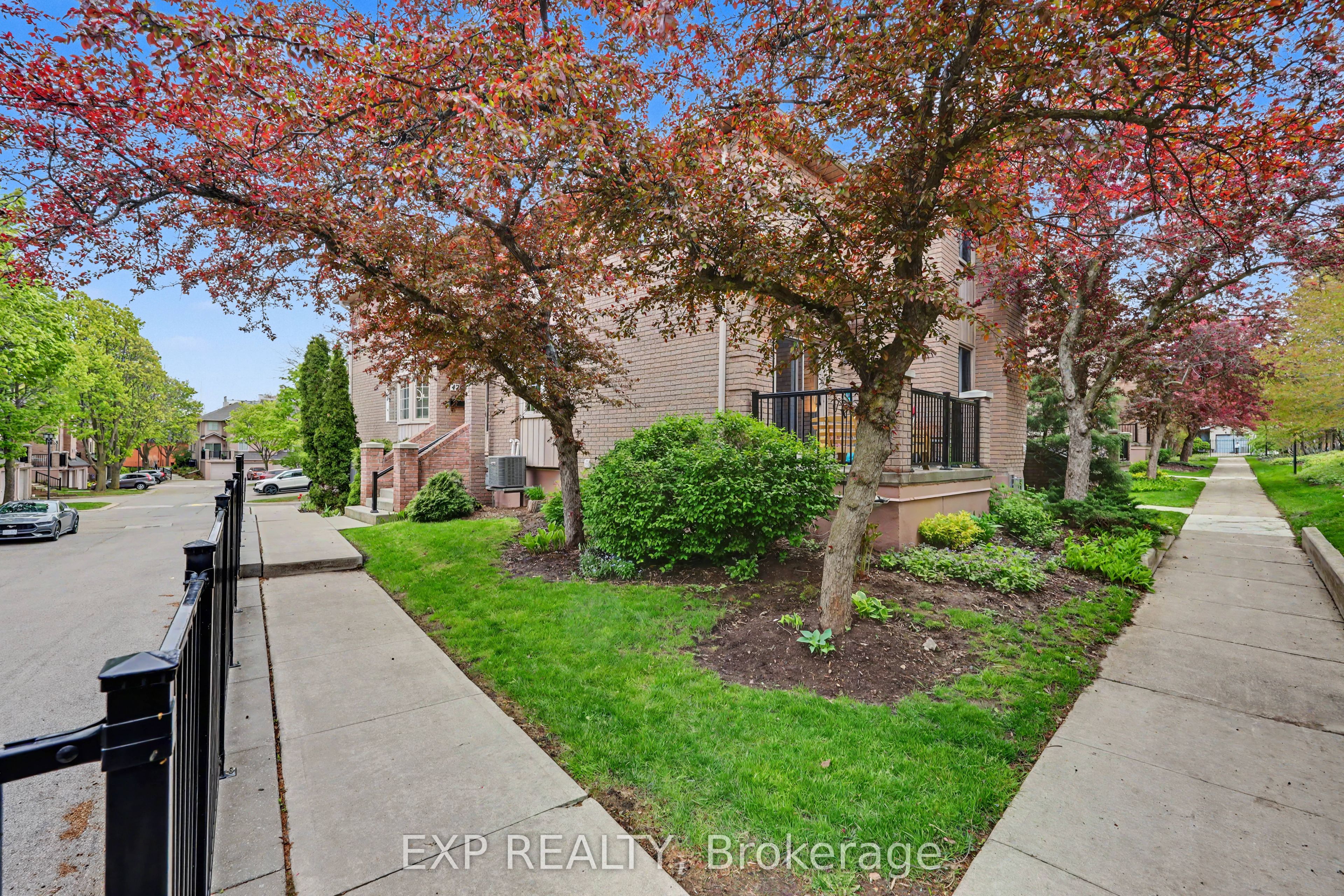 38 Elora Drive 47 Property Photo 25